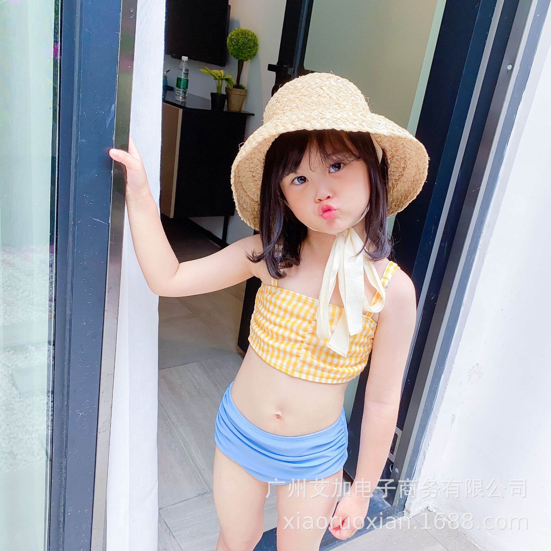 Hàn Quốc Bé Gái Hai Mảnh Bikini Áo Tắm Trẻ Em Bé Gái Sọc Caro Đèn Màu Hồng Mẫu Mới Bé Gái Quần Áo Bơi Áo Tắm thumbnail
