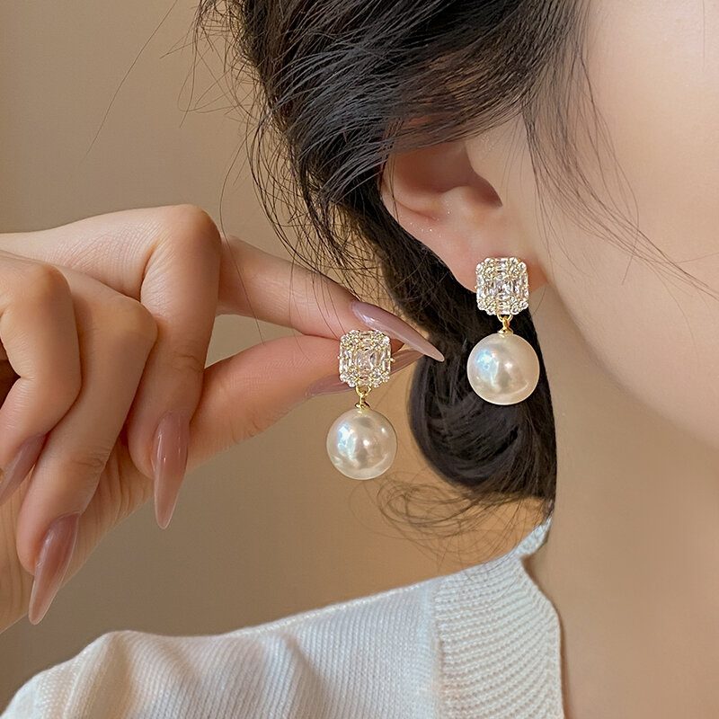 Khuyên Tai Ngọc Trai Đá Zircon Trang Sức Đeo Tai Cao Cấp Cảm Giác Thiết Kế Thiểu Số Dây Chuyền Ngọc Trai Champagne