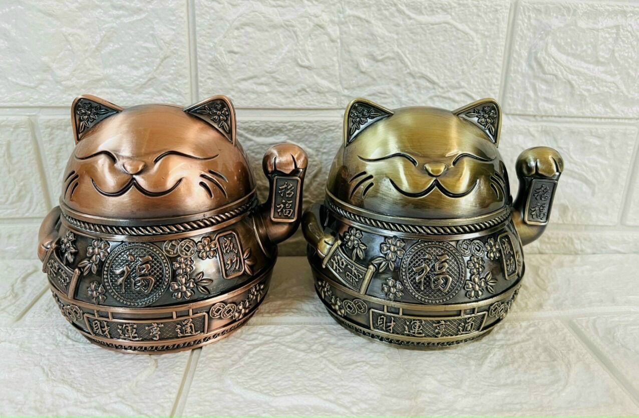 Gạt tàn phong thủy ( mèo thần tài)