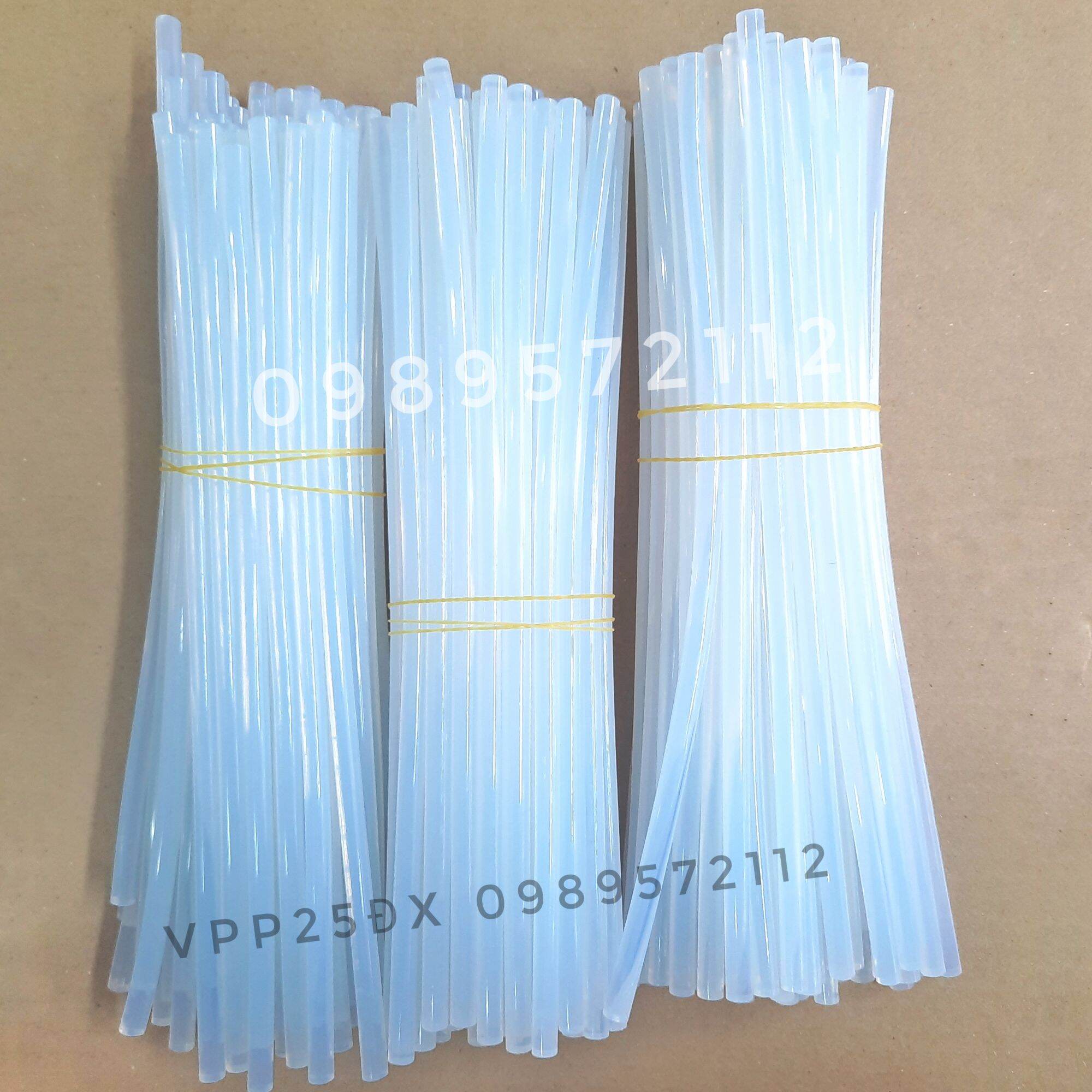 50 cây keo nến bé 0.68cm * 24.5cm.