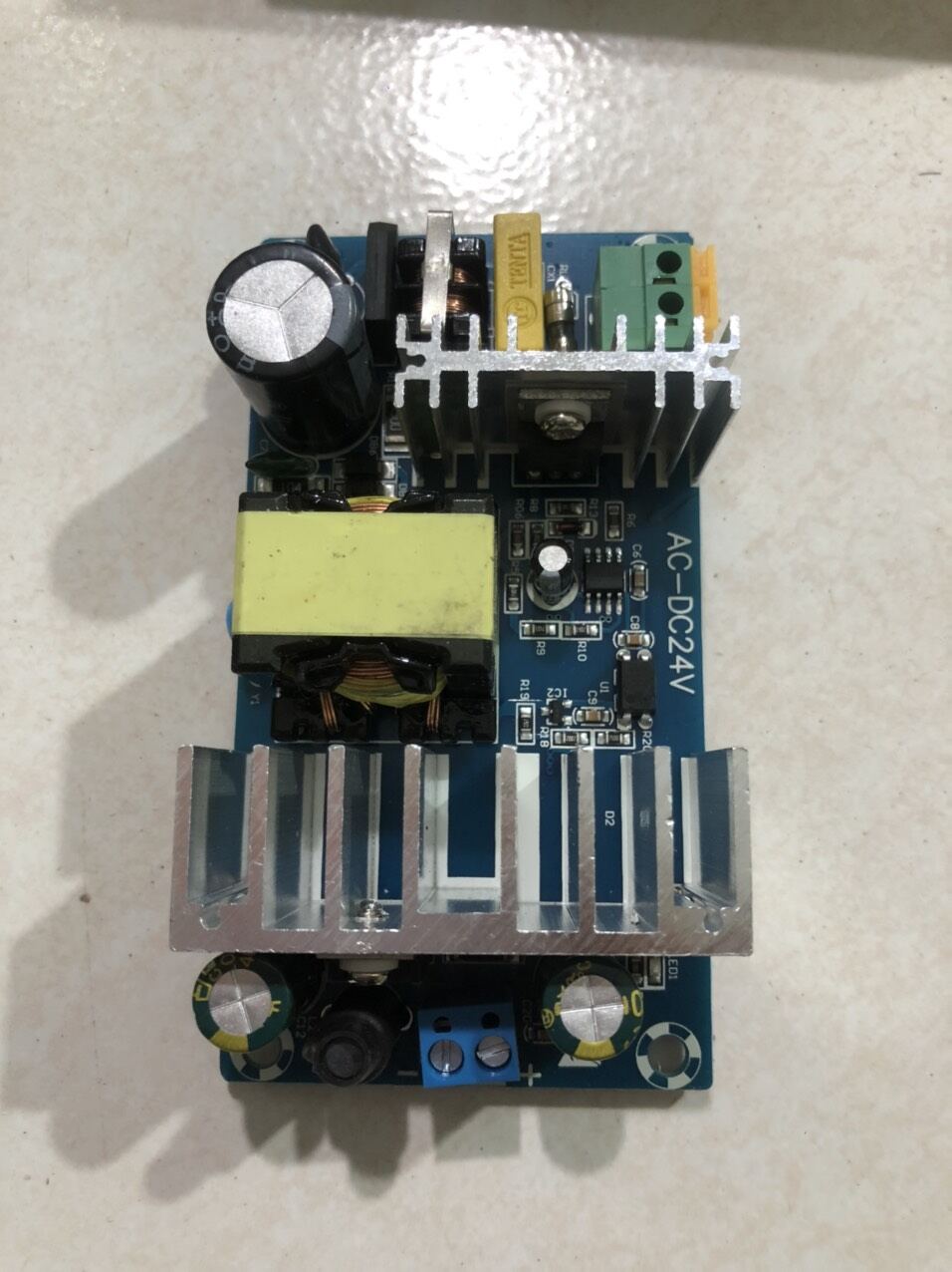 mạch nguồn xung 24v 6a