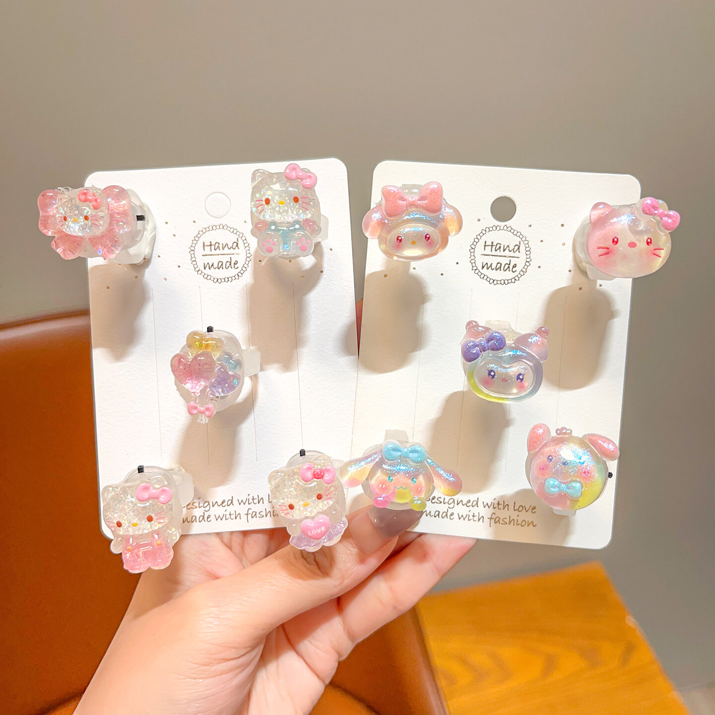Bộ Nhẫn Dán Hình Cartoon Cho Bé Gái