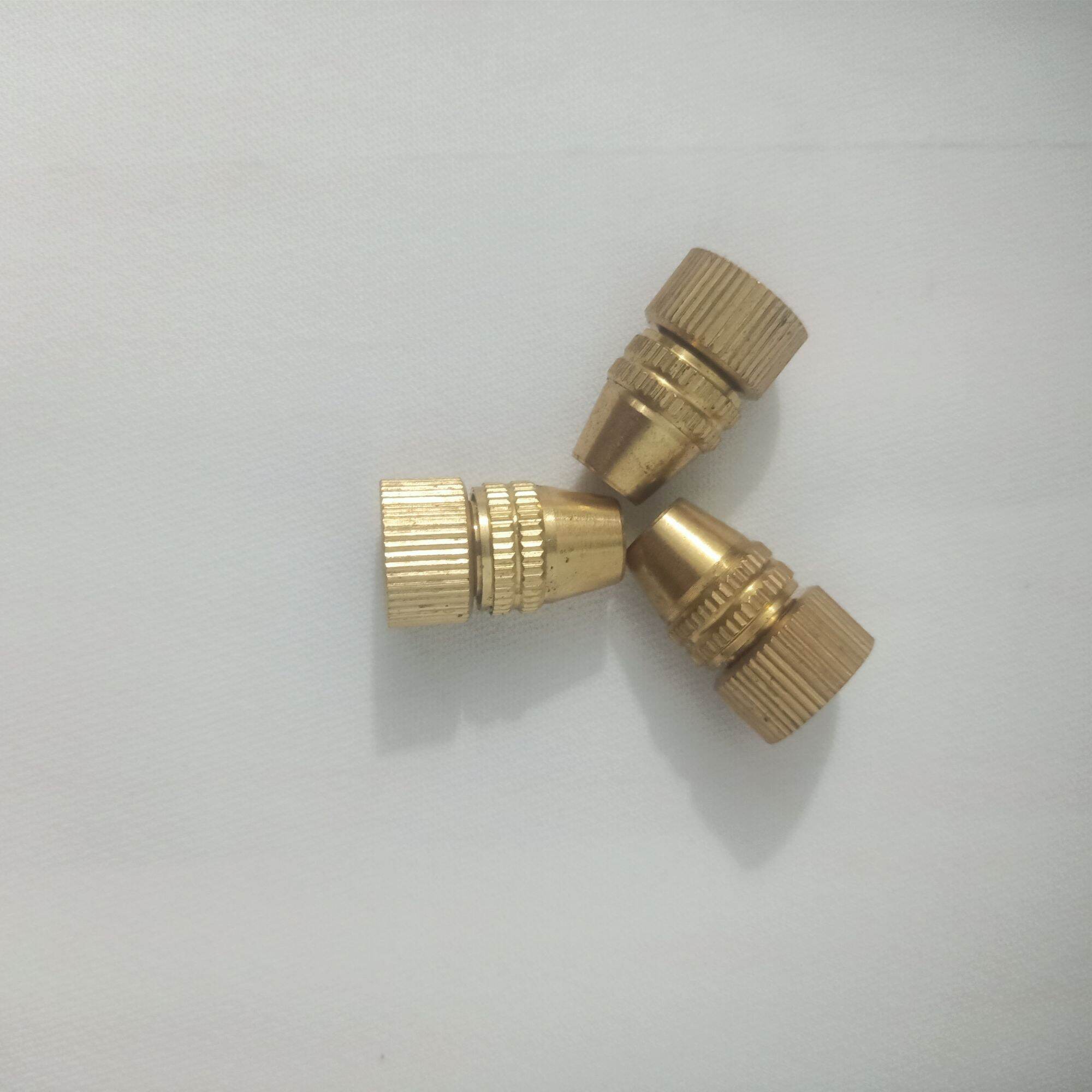 Béc Đồng Bình Xịt Tưới Cây Dudaco 2L-20L