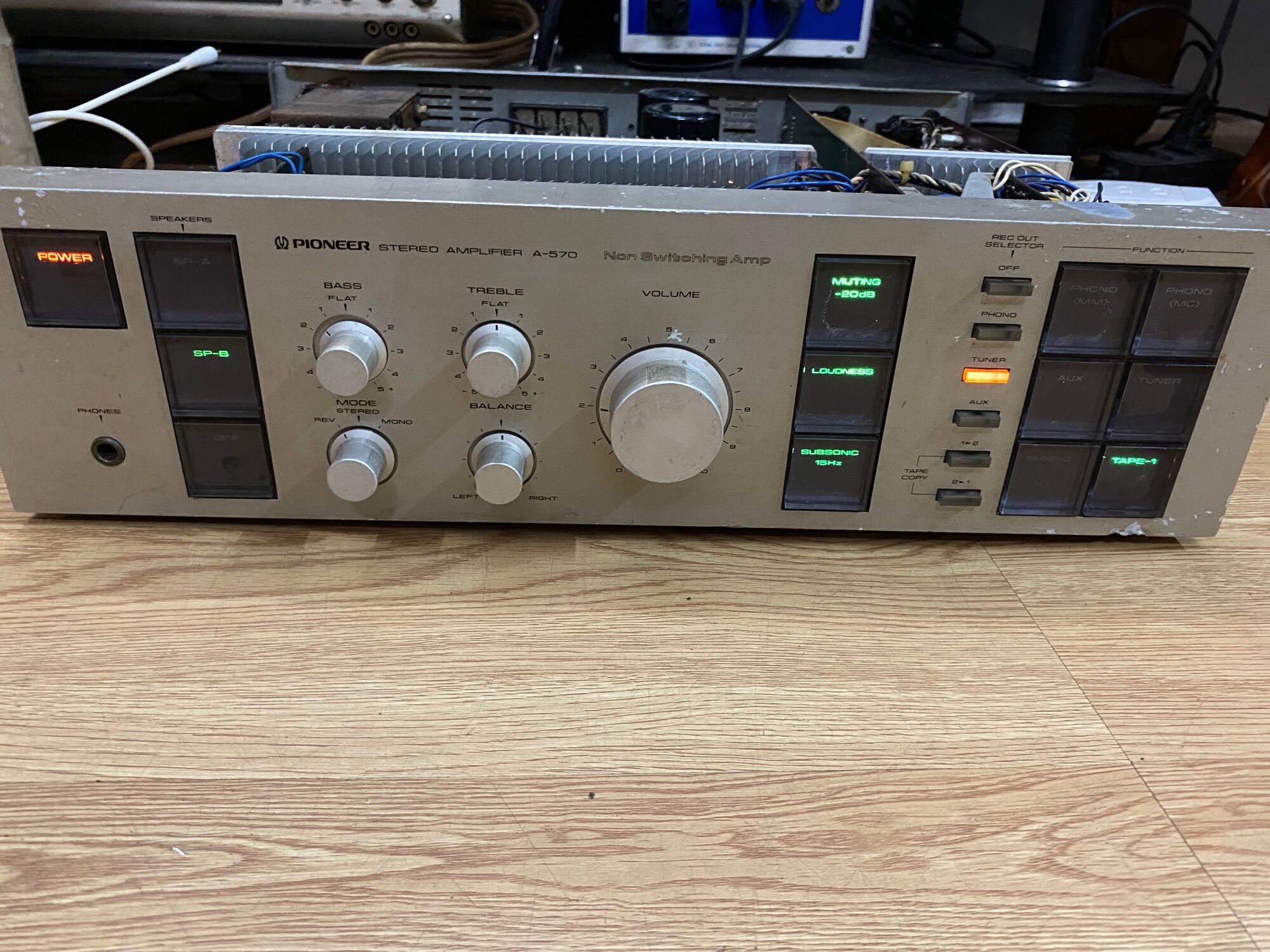 Amply pioneer a570