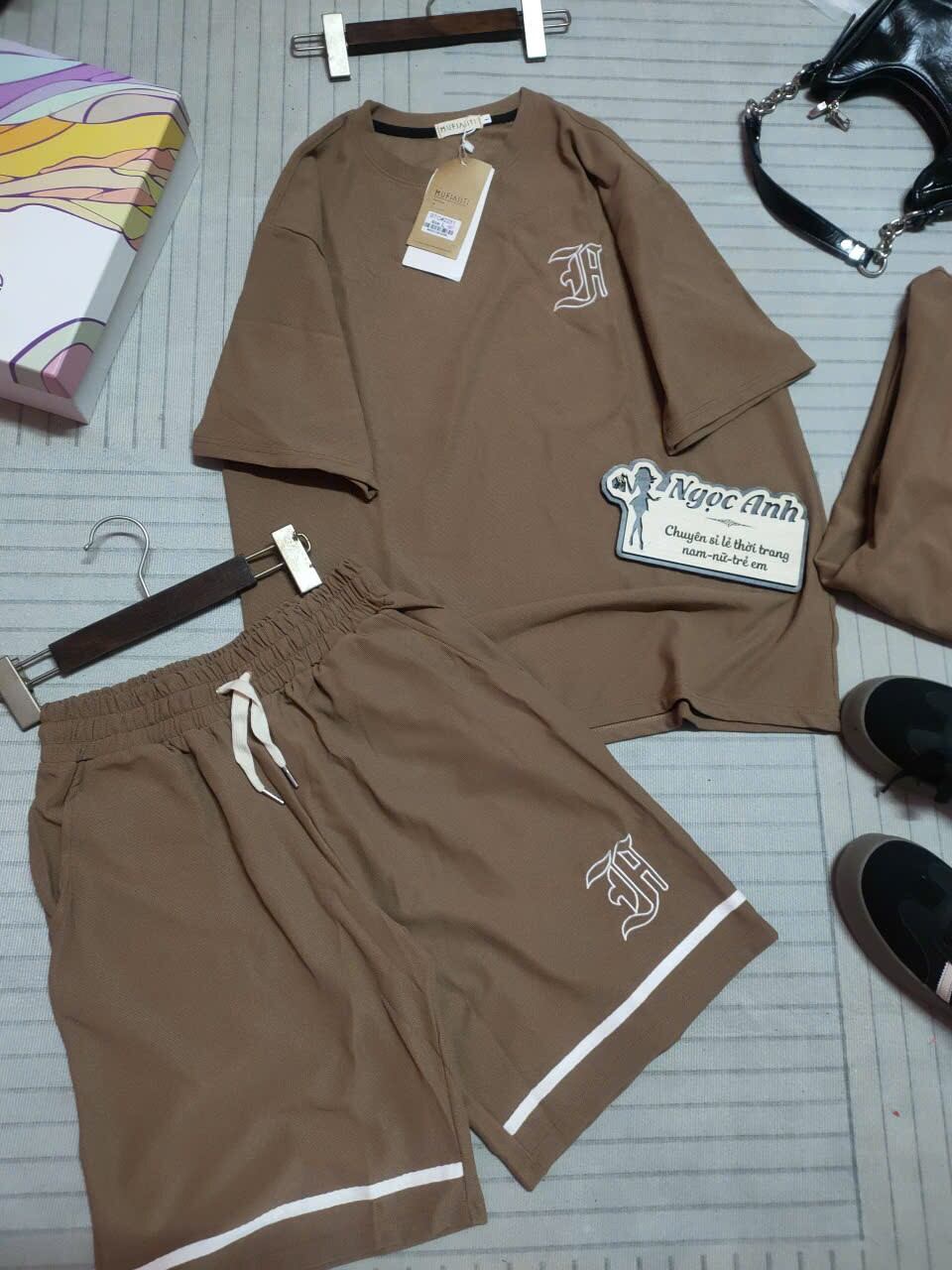 Bộ short nam thêu hoa văn thun tổ ong xịn