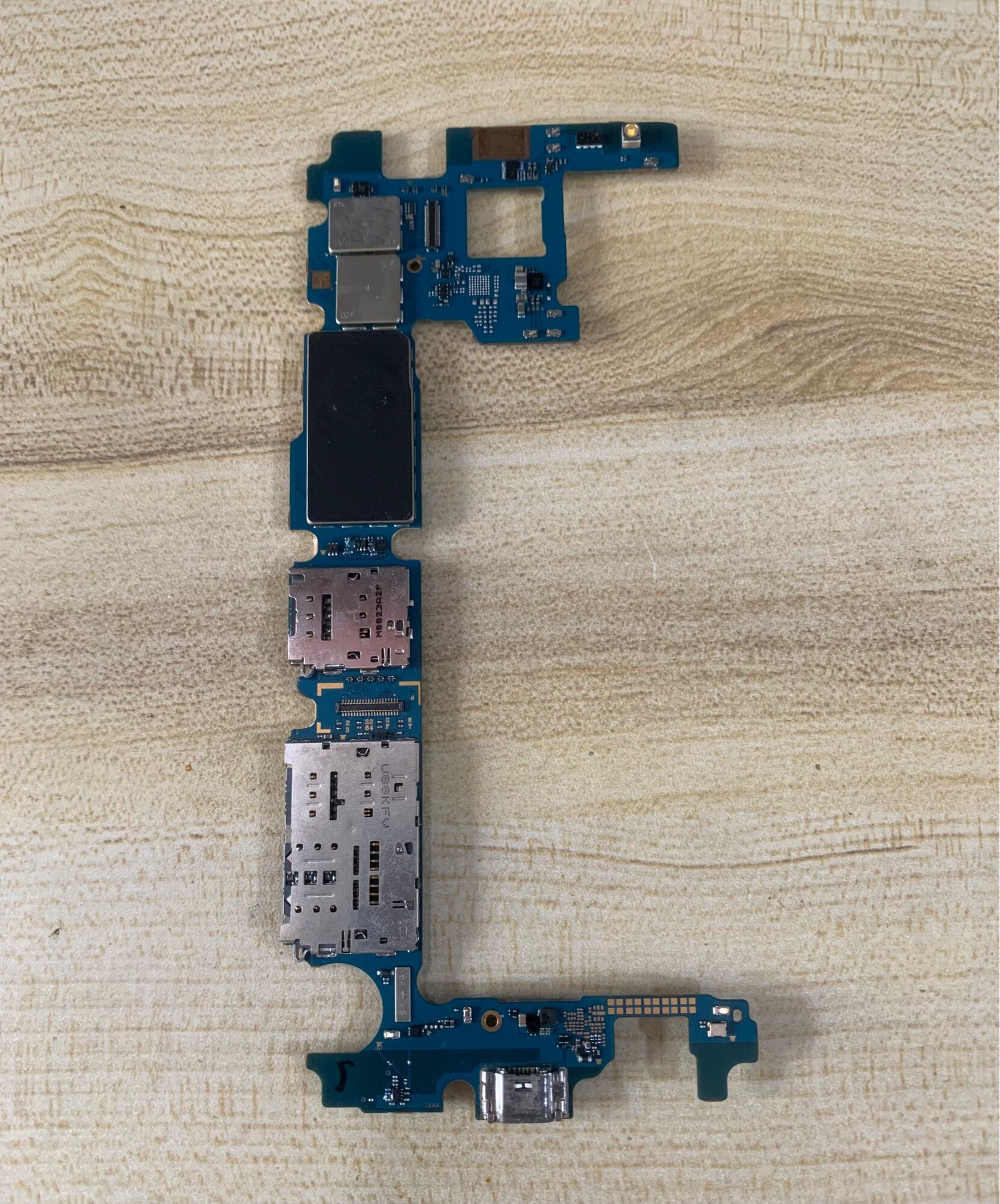 Main samsung j6 2018 zin full hàng cao cấp.