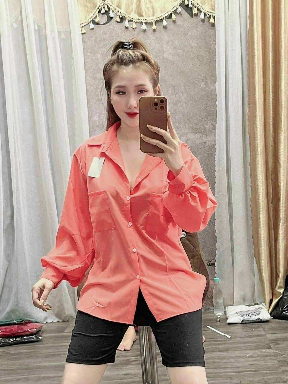 Sét bộ áo sơmi form rộng quần thun ngố lửng,chất voan thun.