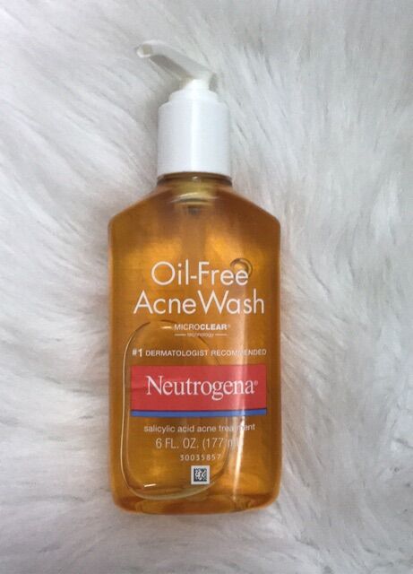 Sữa rửa mặt Neutrogena Oil Free Acne Wash 177ml