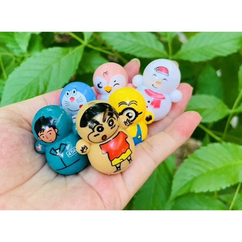 Đồ chơi lật đật mini 3.6 x 3.15 (cm) squid game, doremon, marvel