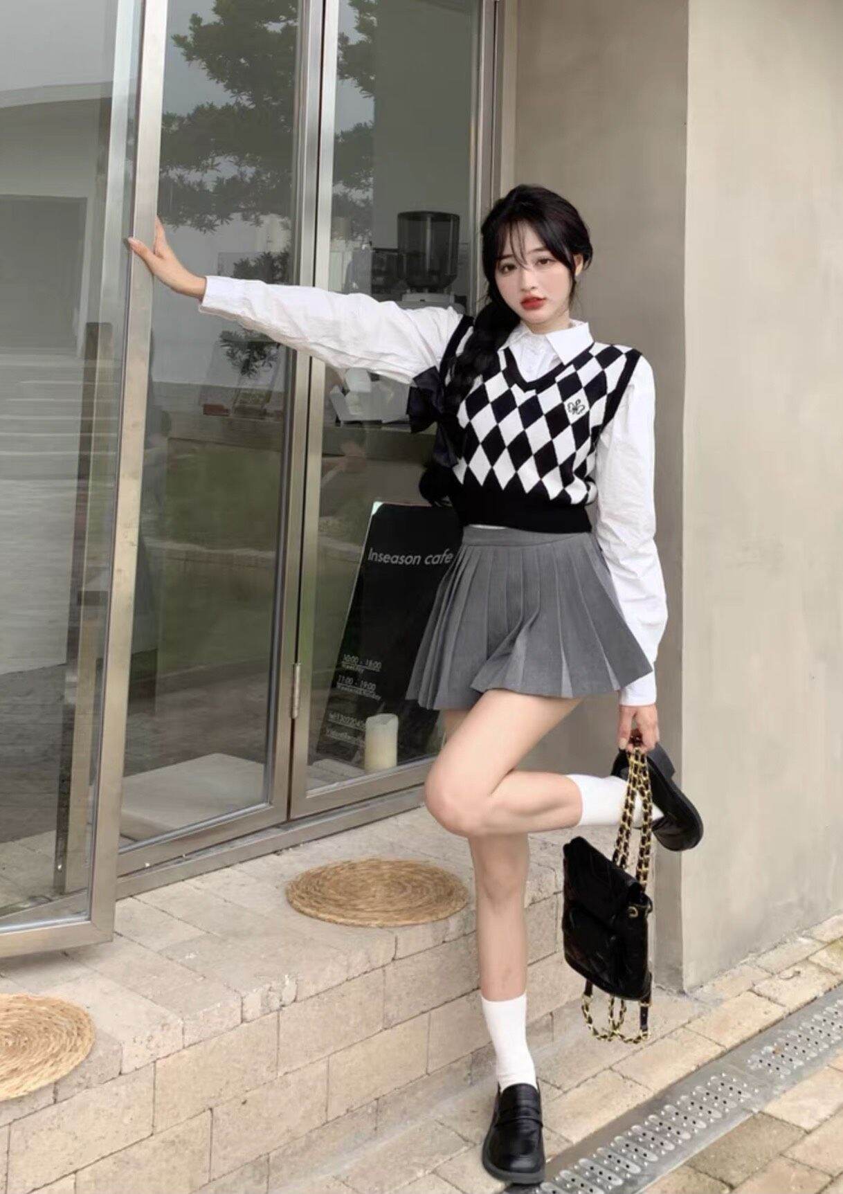 Set áo sơ mi  chân váy và áo gile sweater đồng phục Học viện JK có bán  lẻ  Shopee Việt Nam