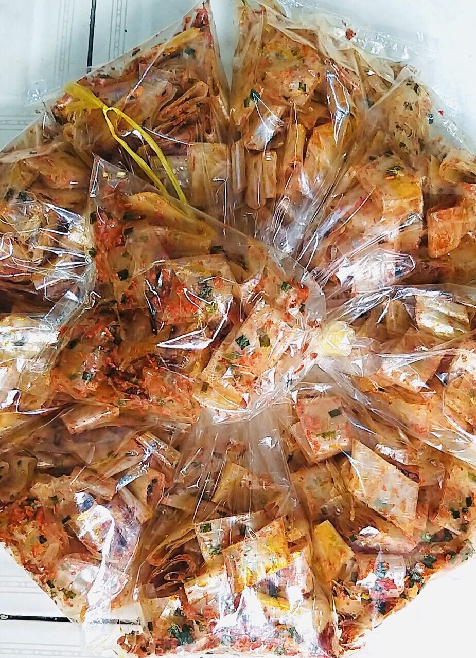 Bánh tráng cuộn tôm hành thơm ngon (thế giới ăn vặt bánh tráng)