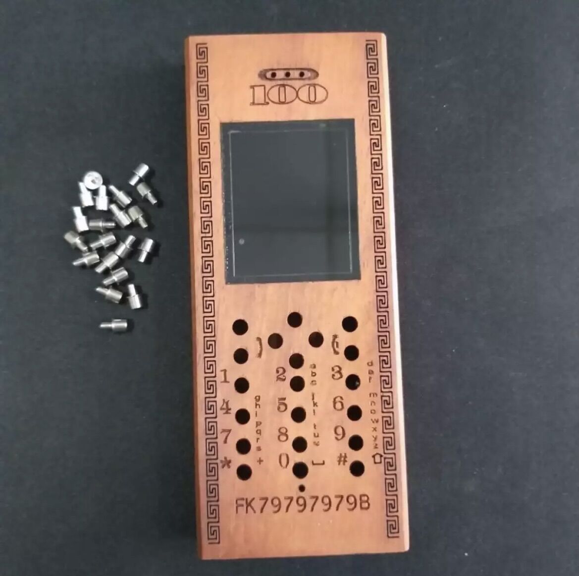 [HCM] Vỏ gỗ cho điện thoại Nokia 107