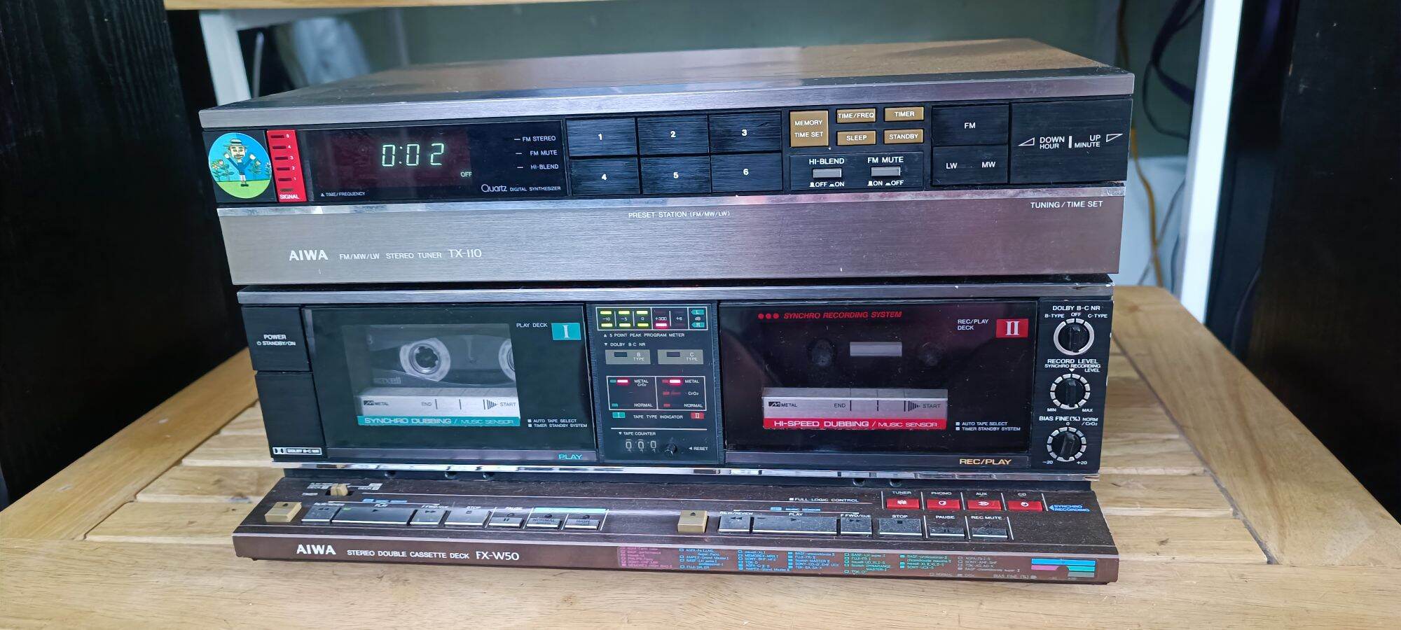 Bộ đôi Tuner + cassette 2 tape size trung aiwa cao cấp