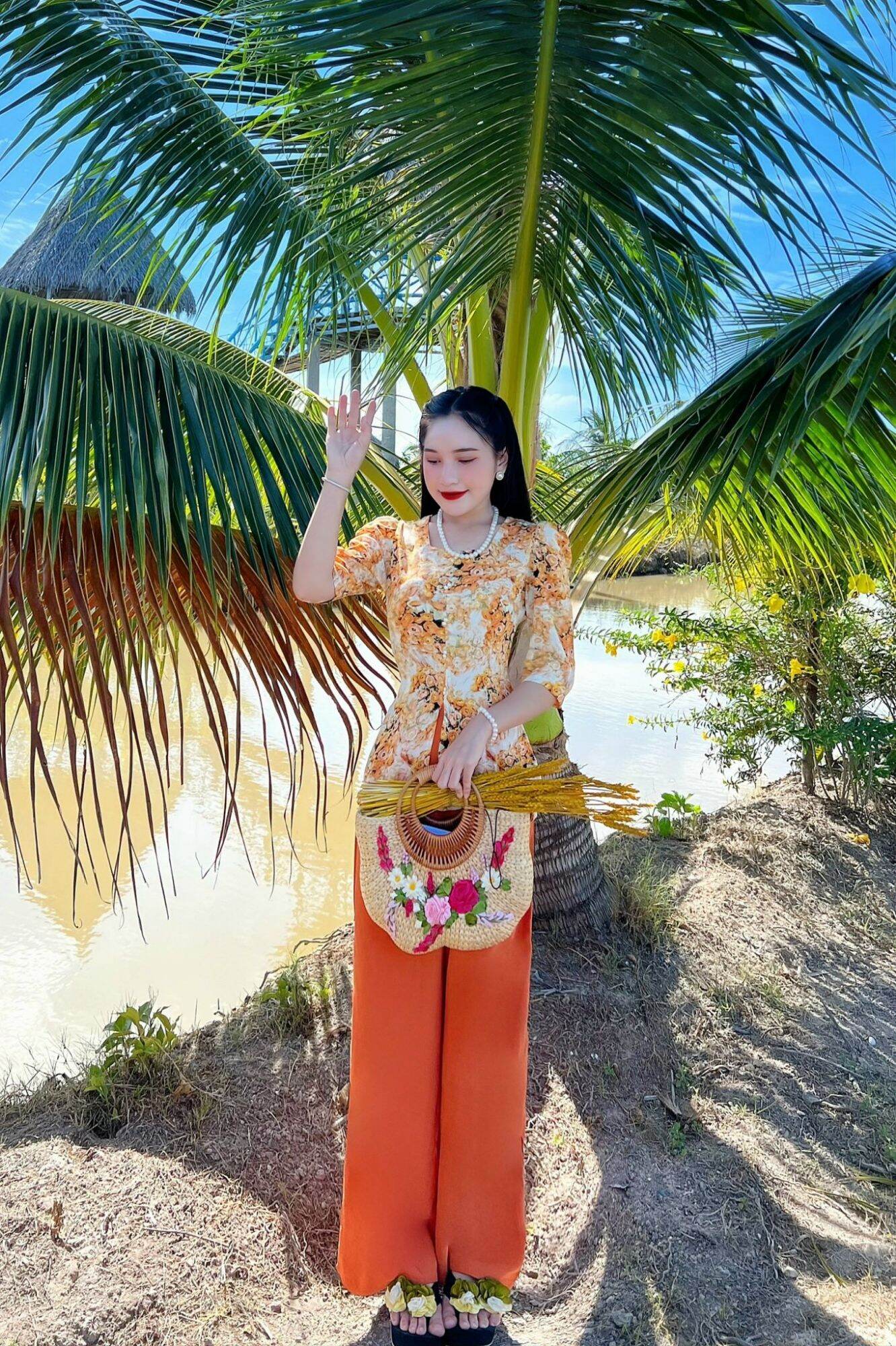 Bộ bà ba cổ Vuông tay phồng