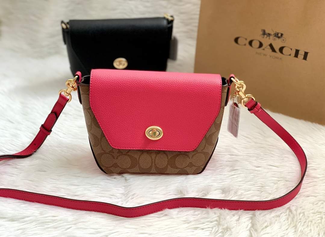 Túi Coach Karlee crossbody da thật