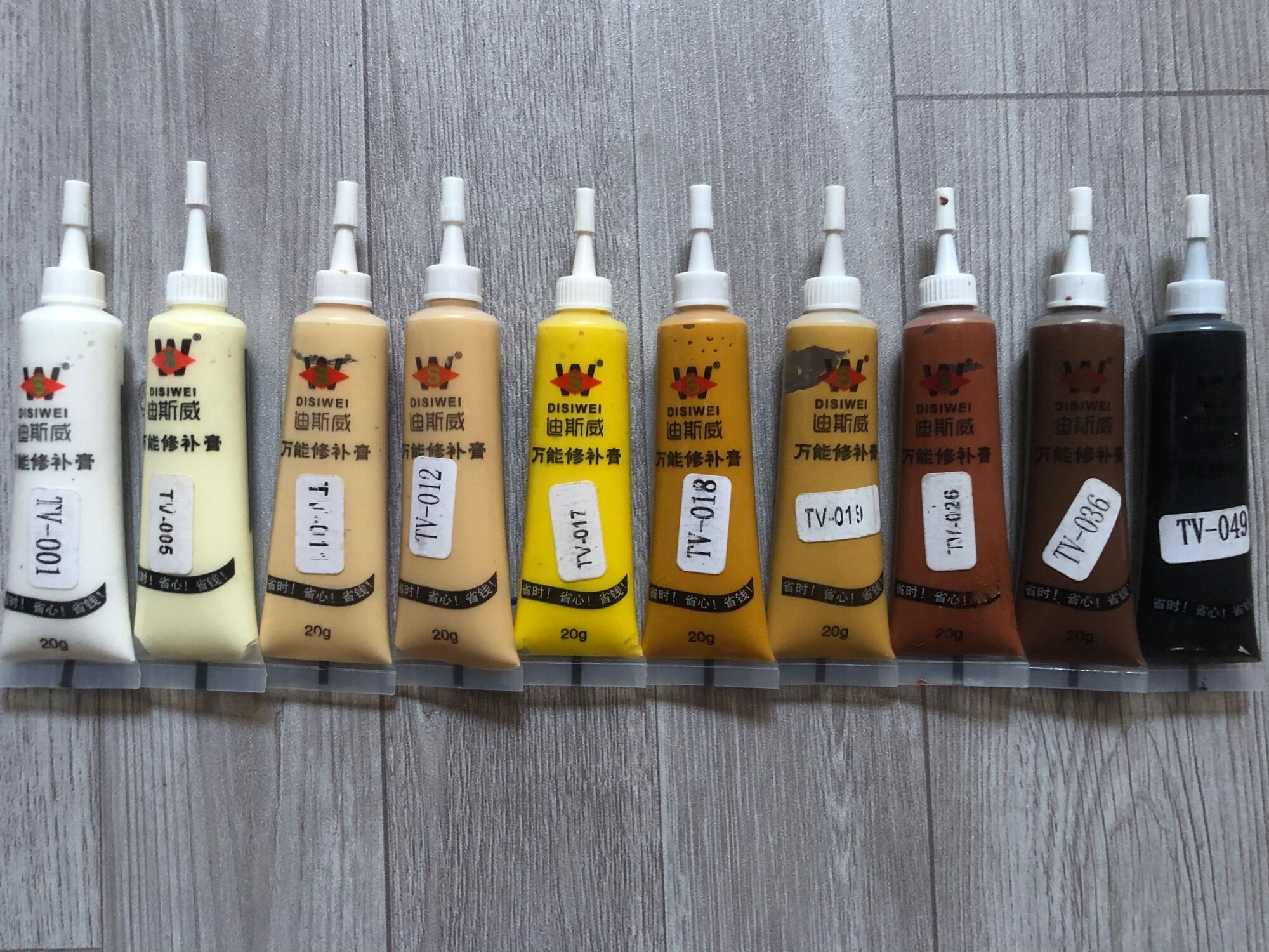 Tuýp keo màu bít vết, keo che khuyết điểm đồ gỗ nội thất, sàn gỗ, che vết xước gỗ, cửa nhôm DISIWEI