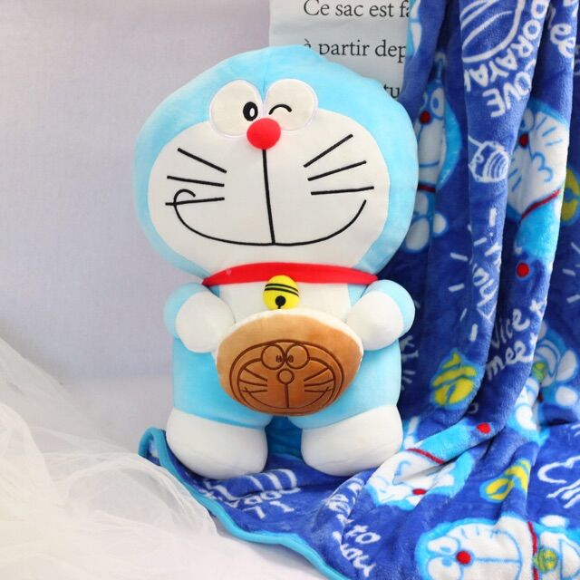 GẤU BÔNG KÈM MỀN DORAEMON