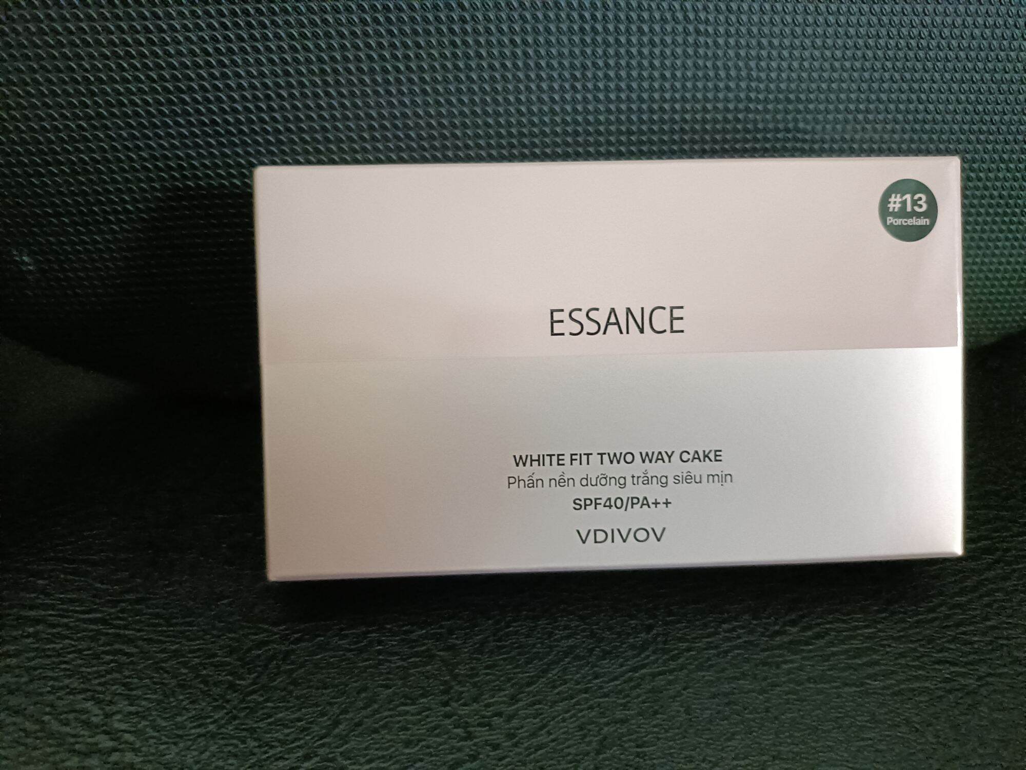 phấn nền dưỡng trắng siêu mịn Esance