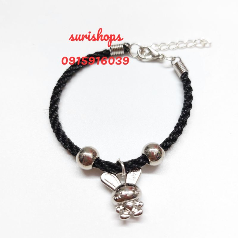 Vòng tay dây đỏ may mắn charm hình thỏ
