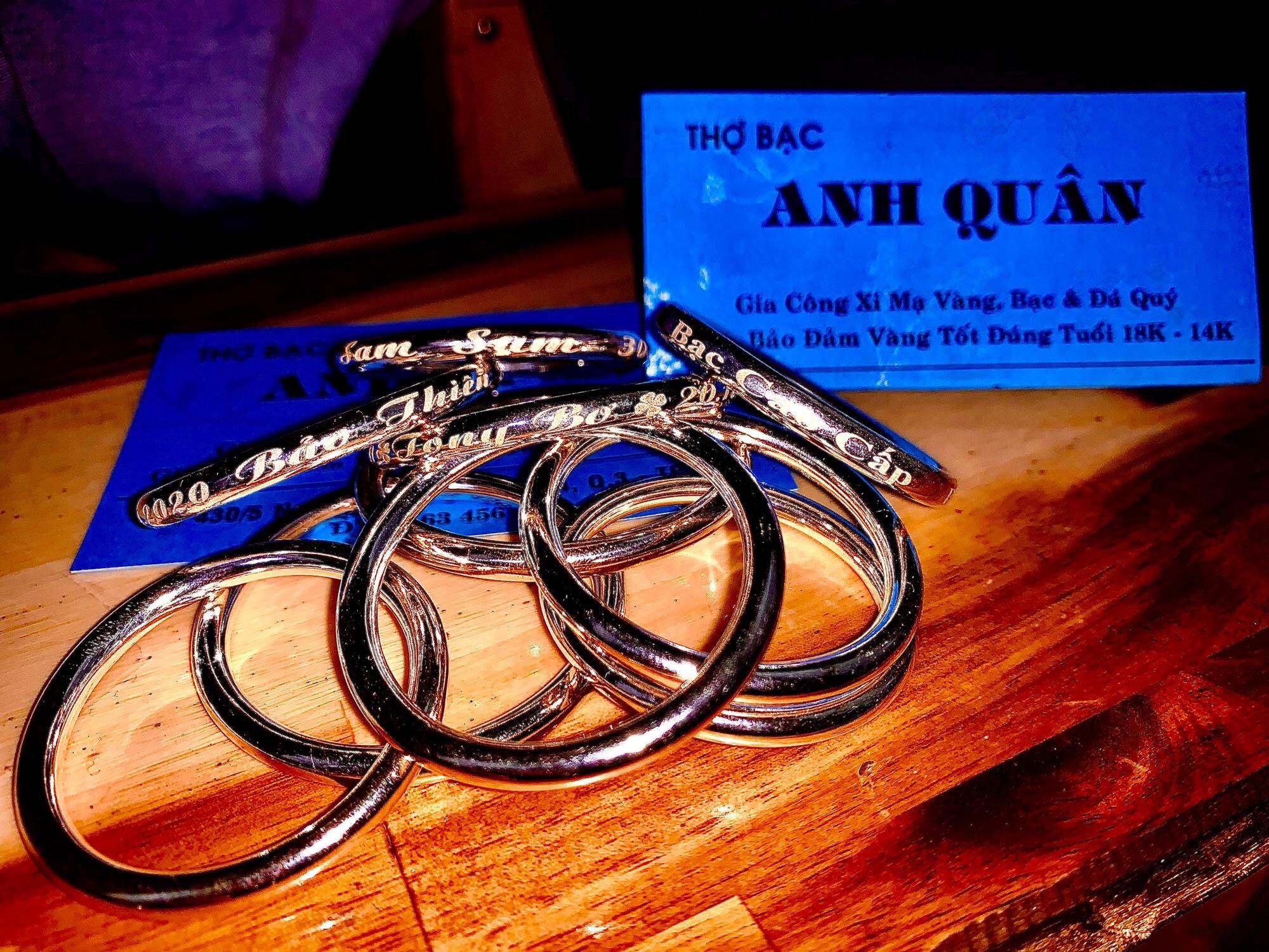 Vòng tay em bé khắc tên theo yêu cầu( bạc nguyên chất)