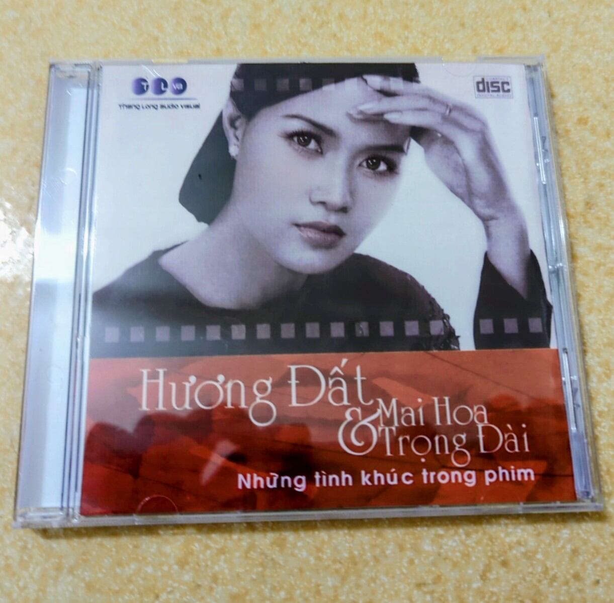 Cd Mai Hoa _ Land Fragrance and the Emotions in the Movie (Japanese Disc)