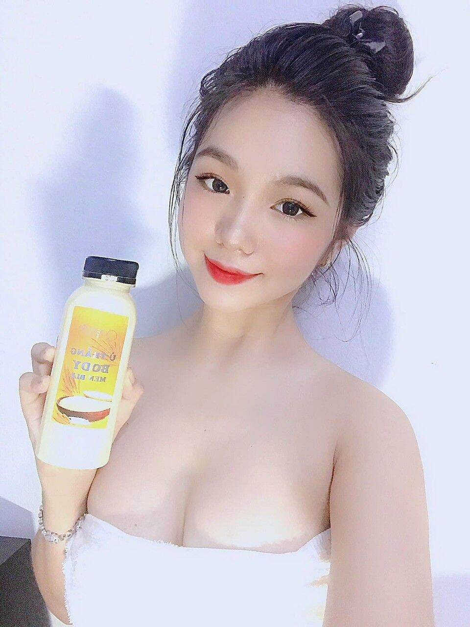 Ủ trắng men bia hàng chuẩn công ty