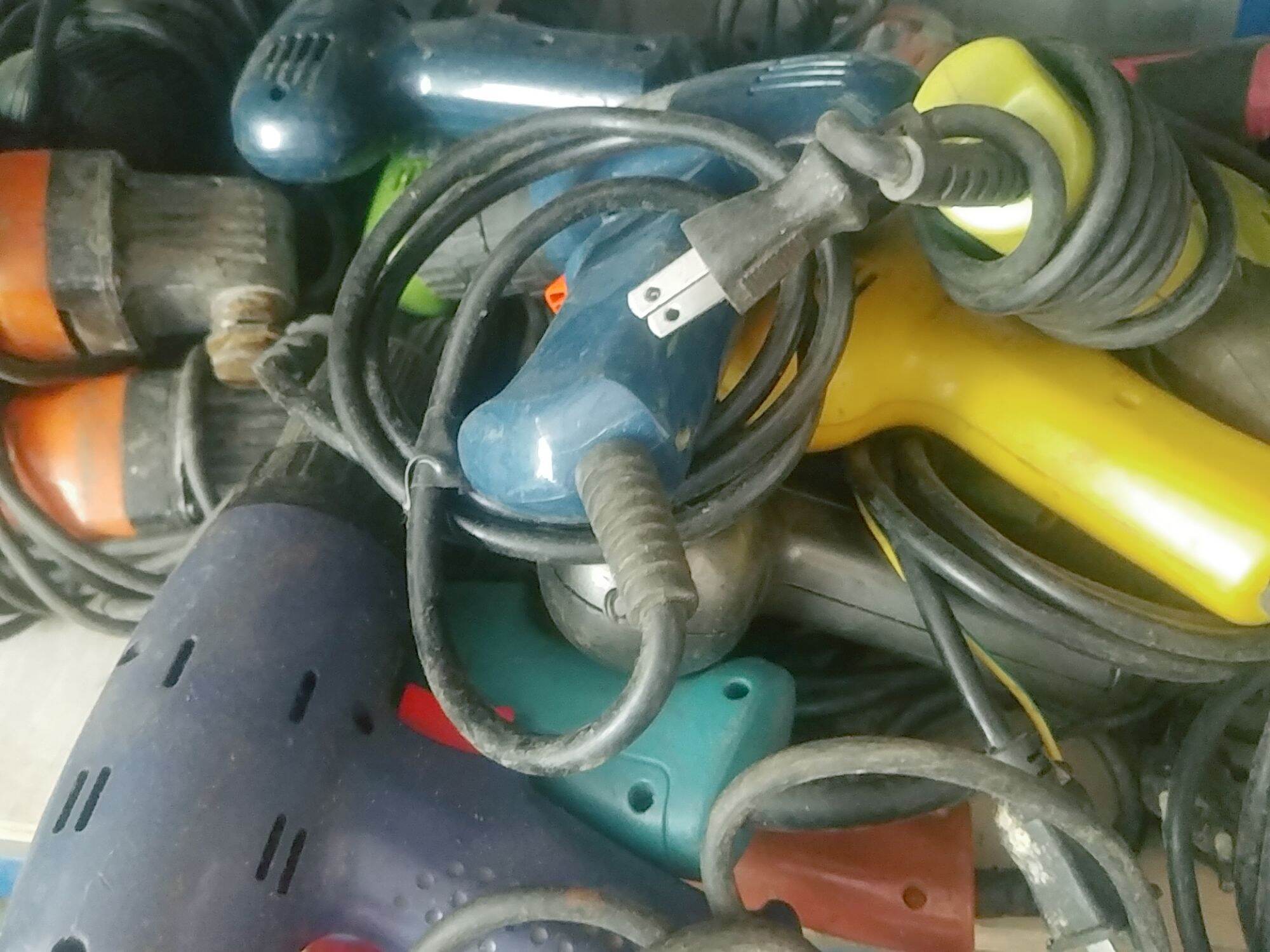 Máy bắn vít nội địa nhật điện 100v