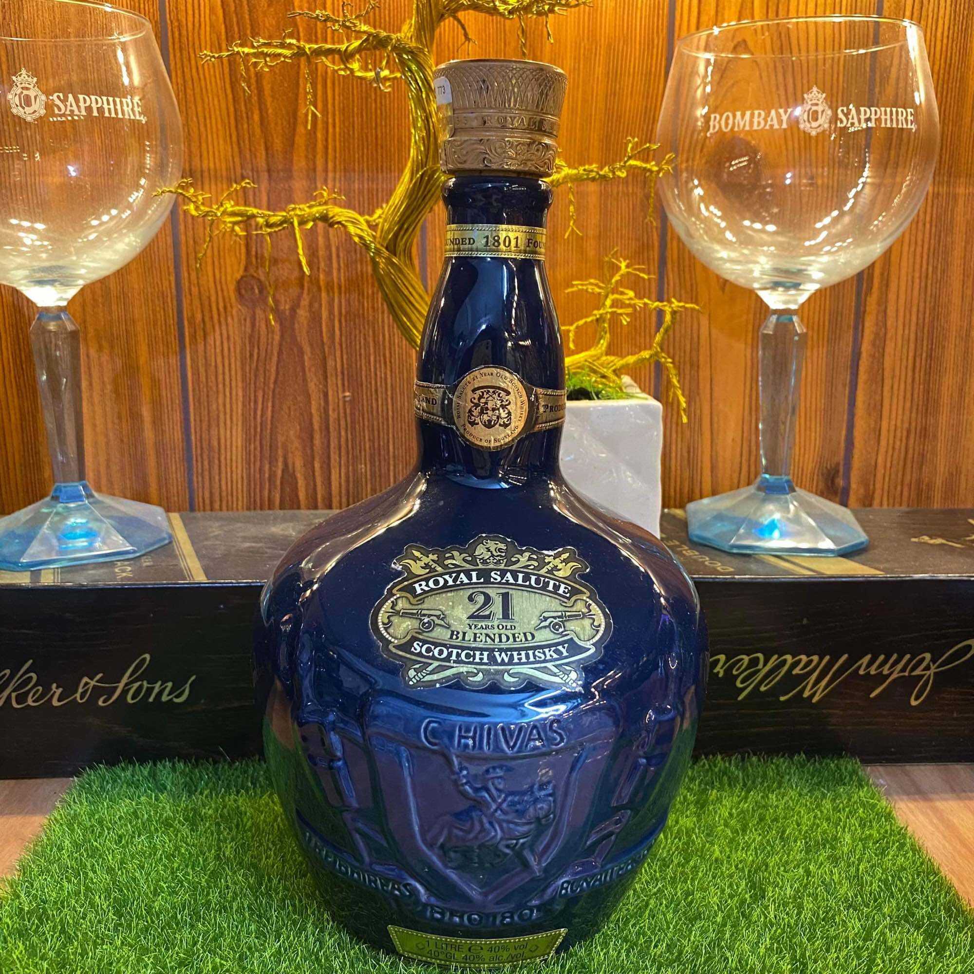 VỎ CHAI CHIVAS 21 BLUE, [RỖNG]