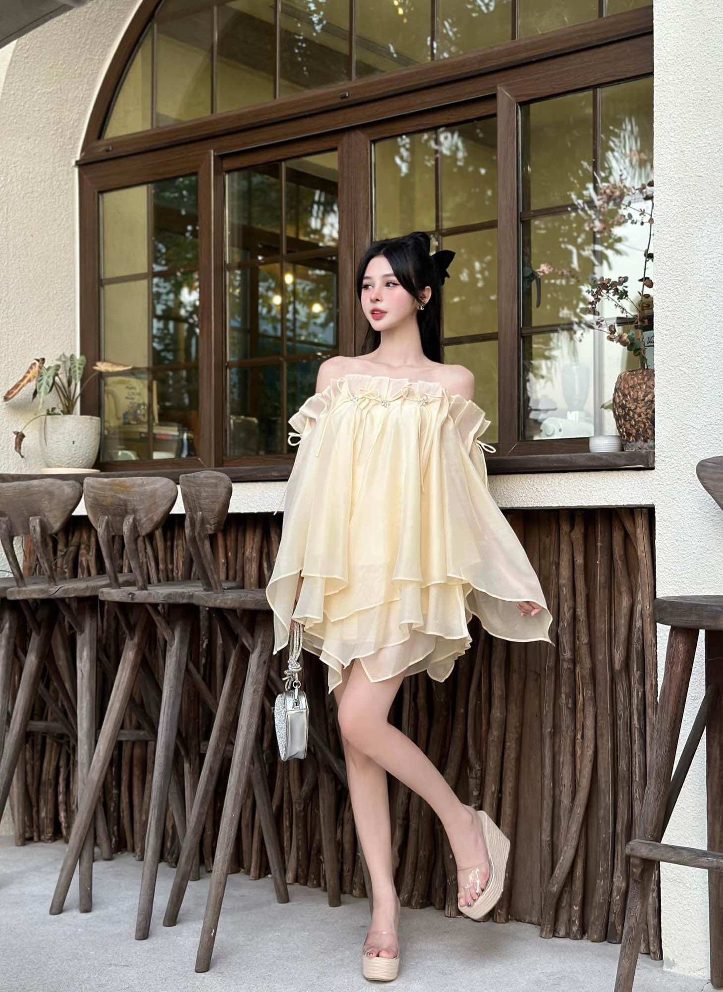 Set váy tơ tầng trễ vai