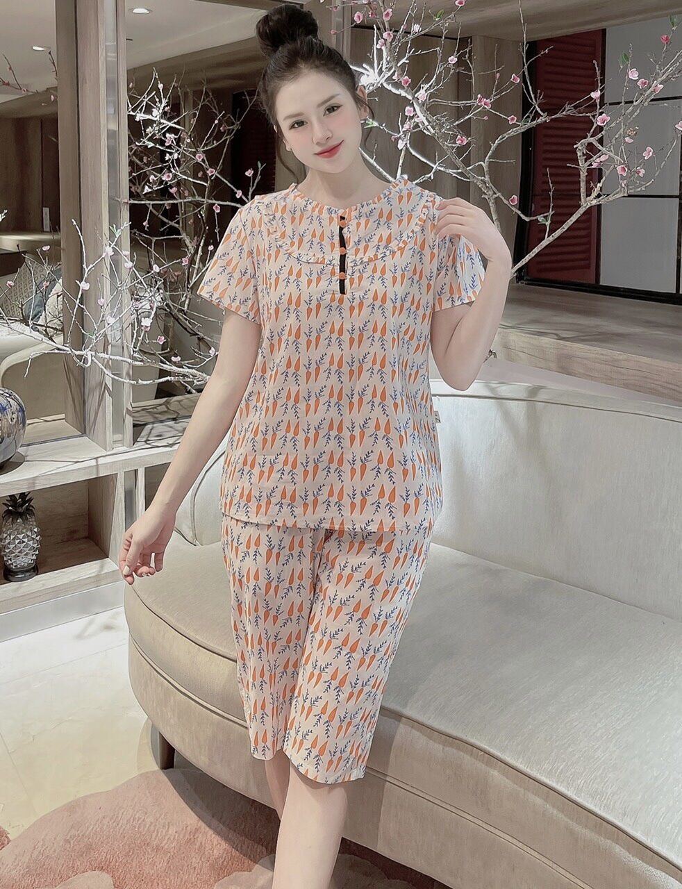 Đồ nữ xinh mẫu lửng chất kate