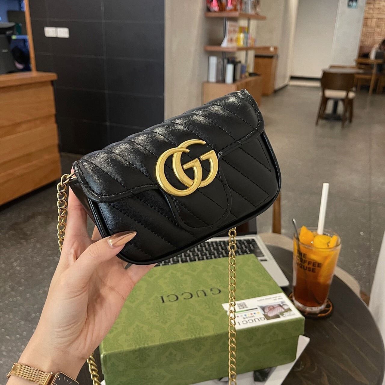 Túi xách nữ đeo chéo Gờ C trần chéo size 18