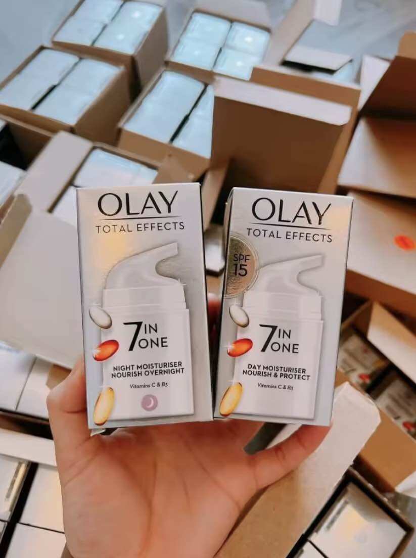 Kem dưỡng trắng Olay