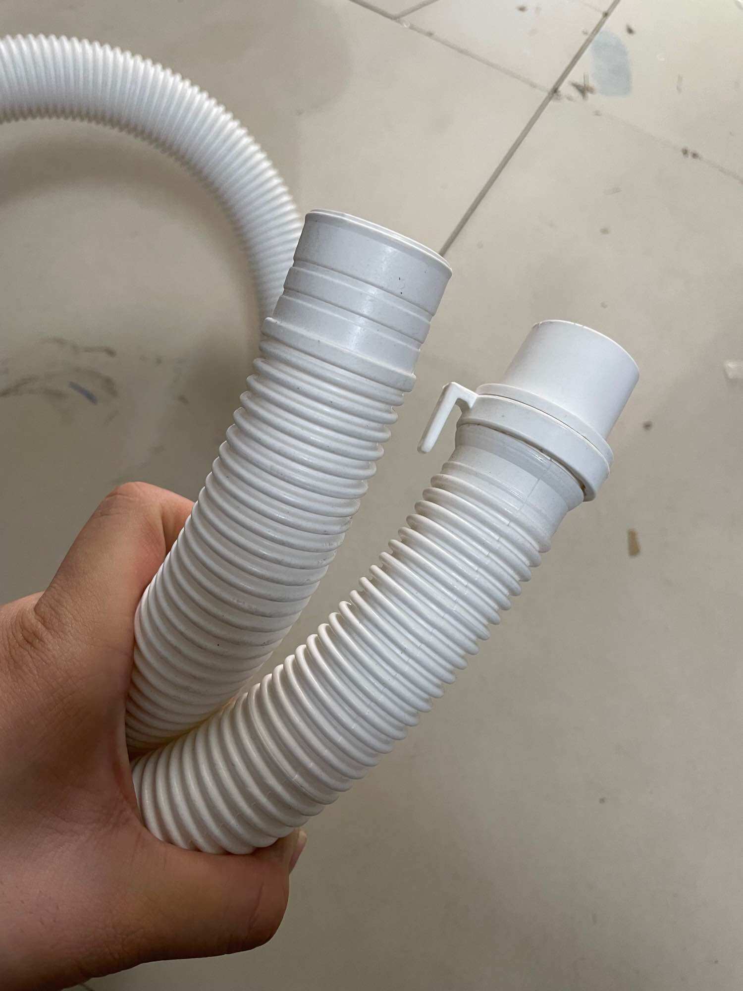dây thoát nước máy giặt