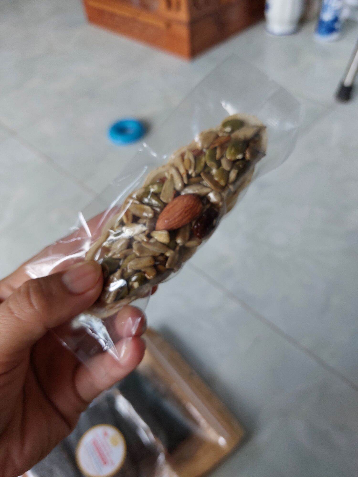 bánh thuyền mix hạt. gói 500gr 150k