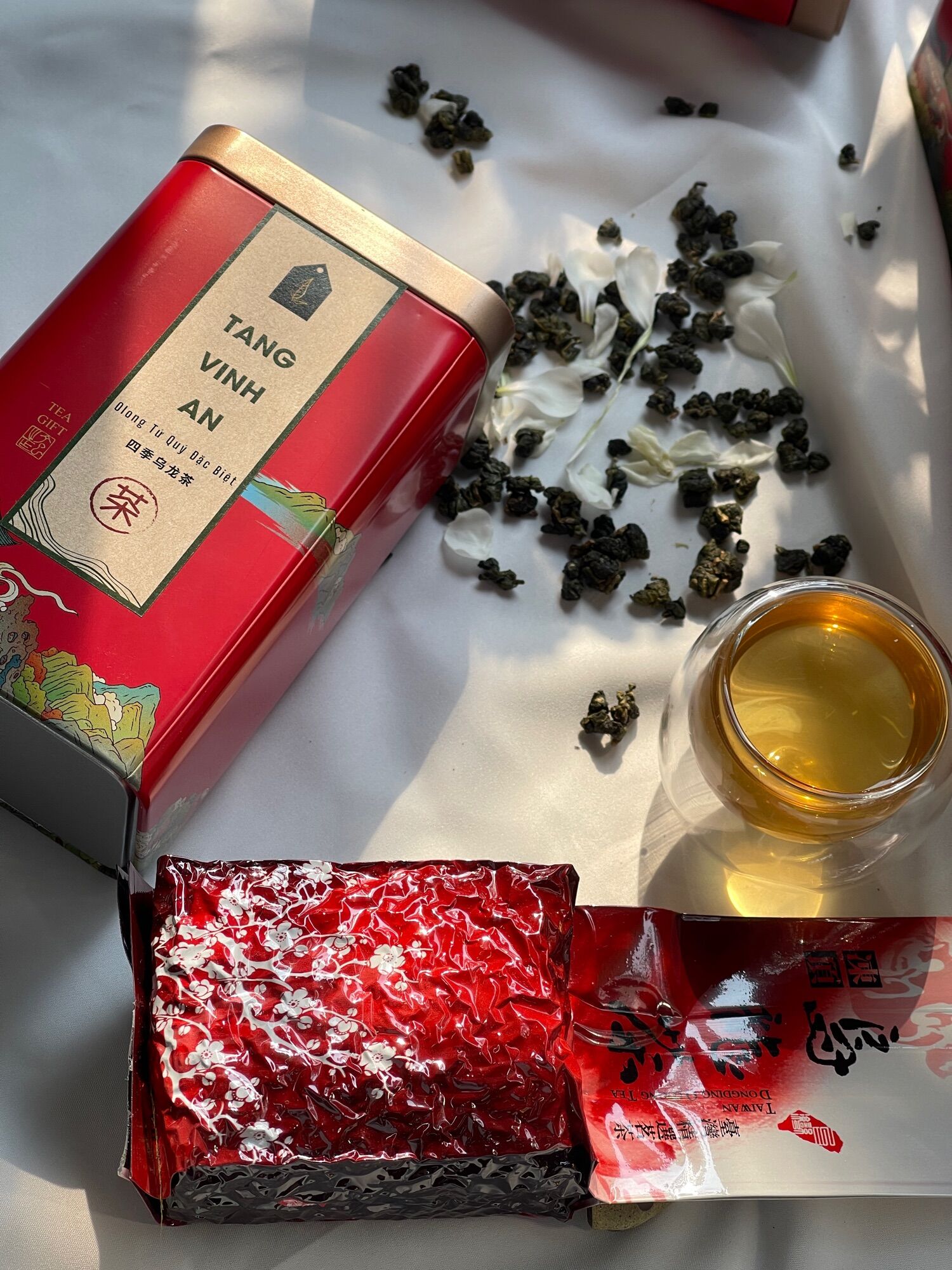 Hộp Trà Olong Tứ Quý Nhãn 150gr