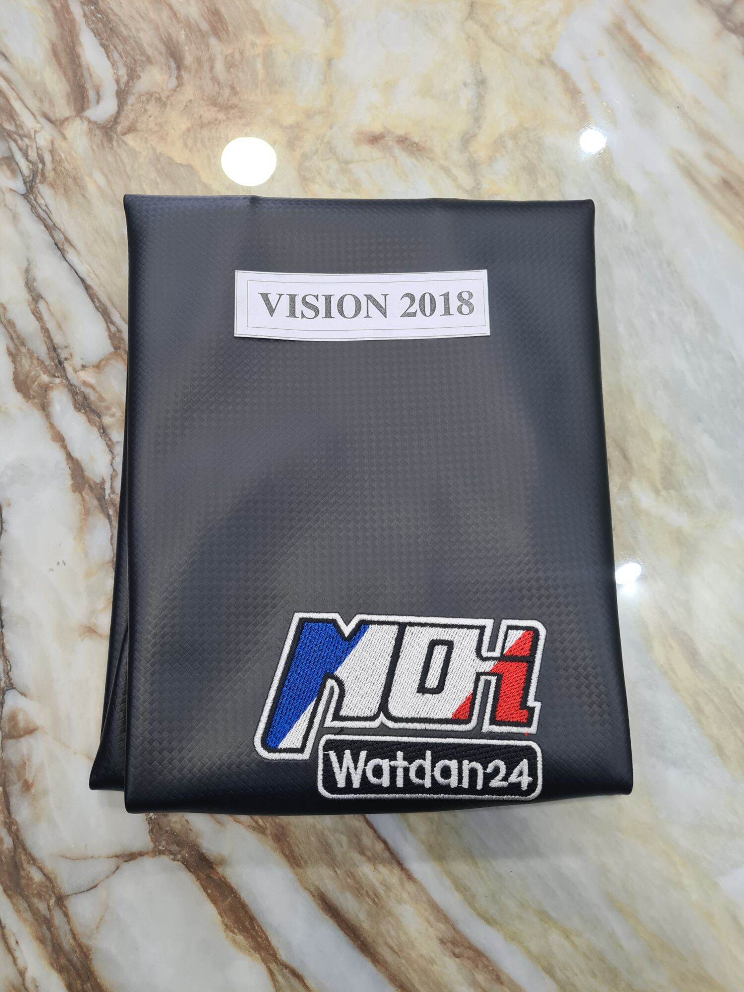Áo Yên Vision 2018 CardBon 3D Loại Dầy Chữ Noi Ba Màu