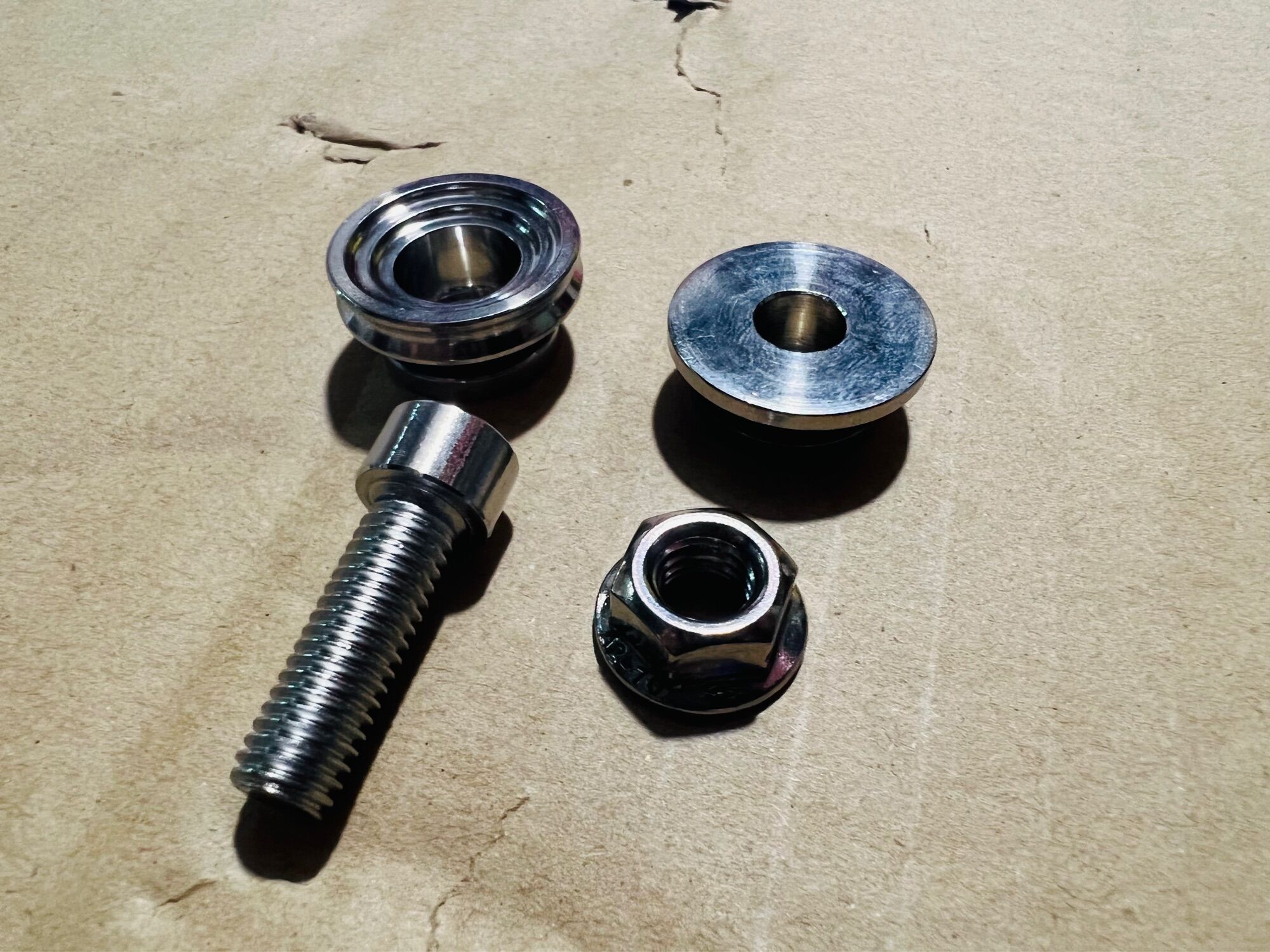 Khâu Treo Pô Inox Gắn Wave,Future,Future 125,Fuled