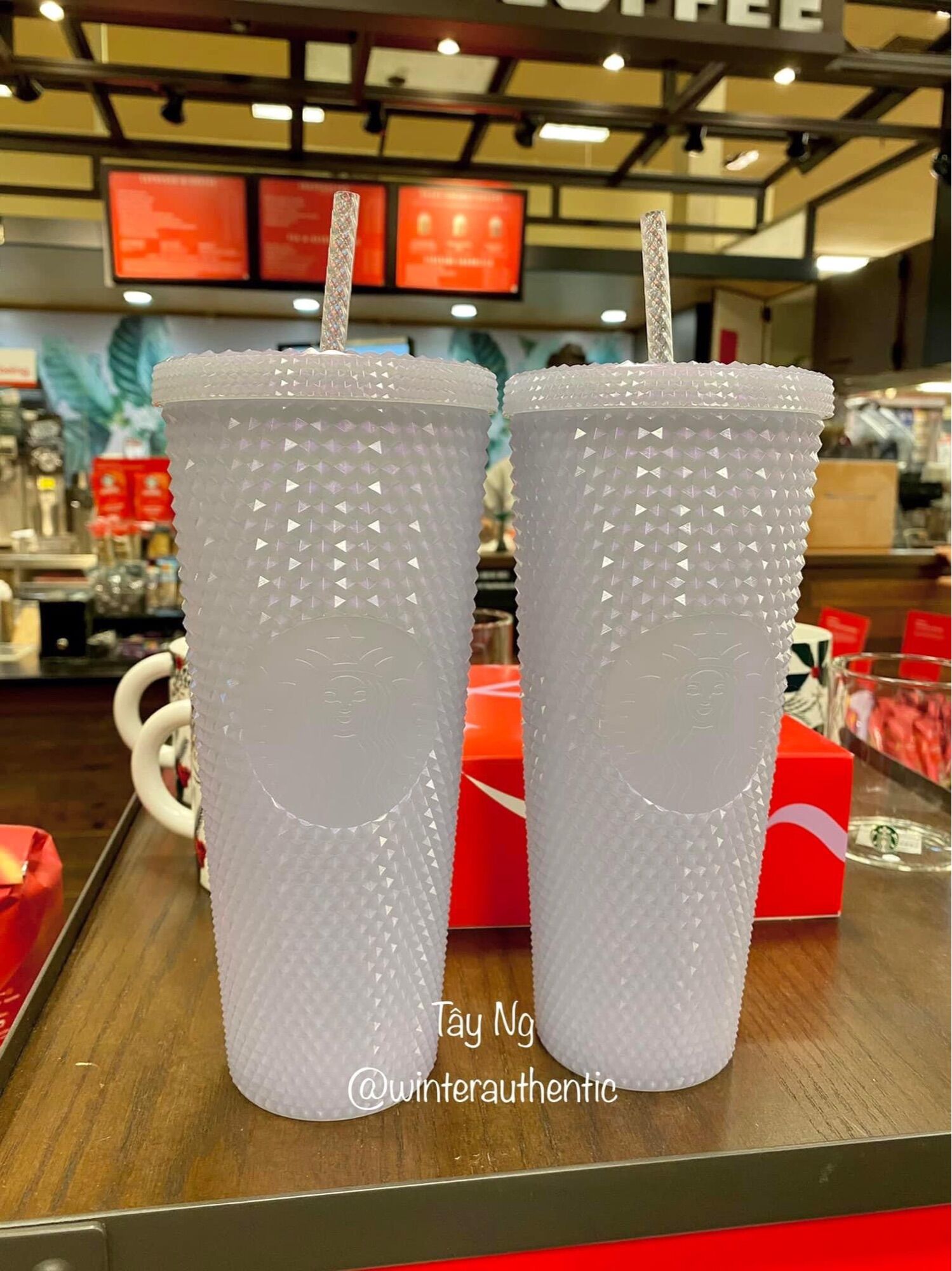 PASS LY PLASTIC COLD CUP 24OZ (709ML) ICY BLING