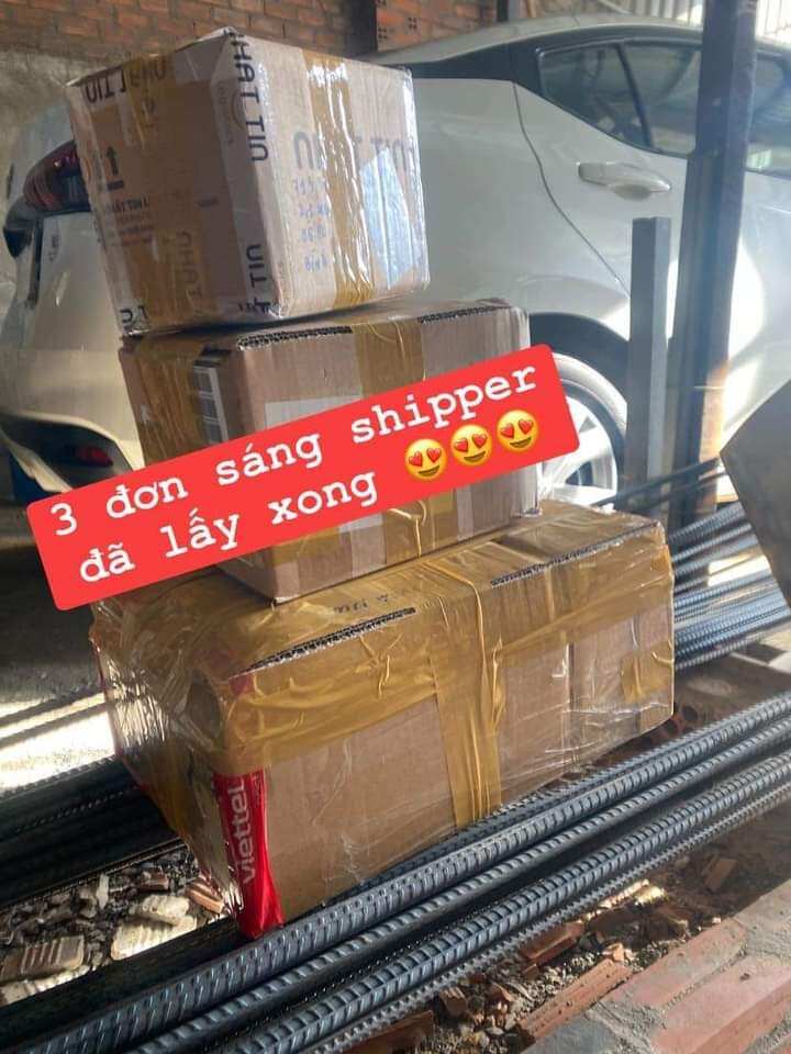 Nhẫn bạc đính đá