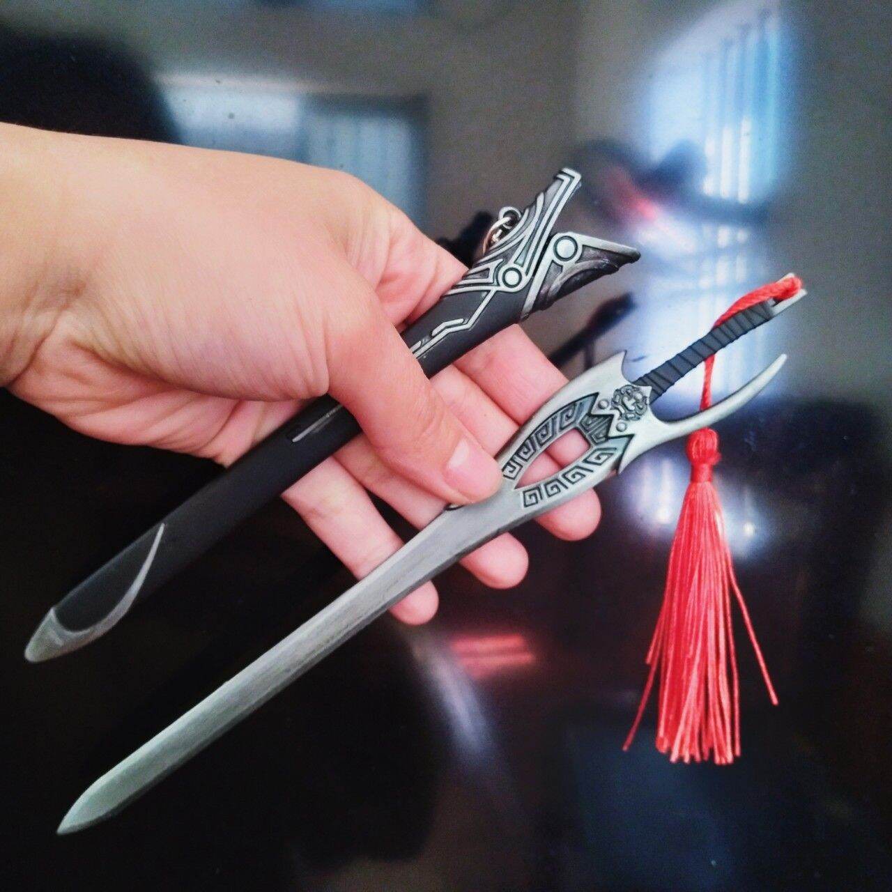 Mô Hình Tuyệt Thế Hảo Kiếm Phong Vân Hùng Bá 22cm.
