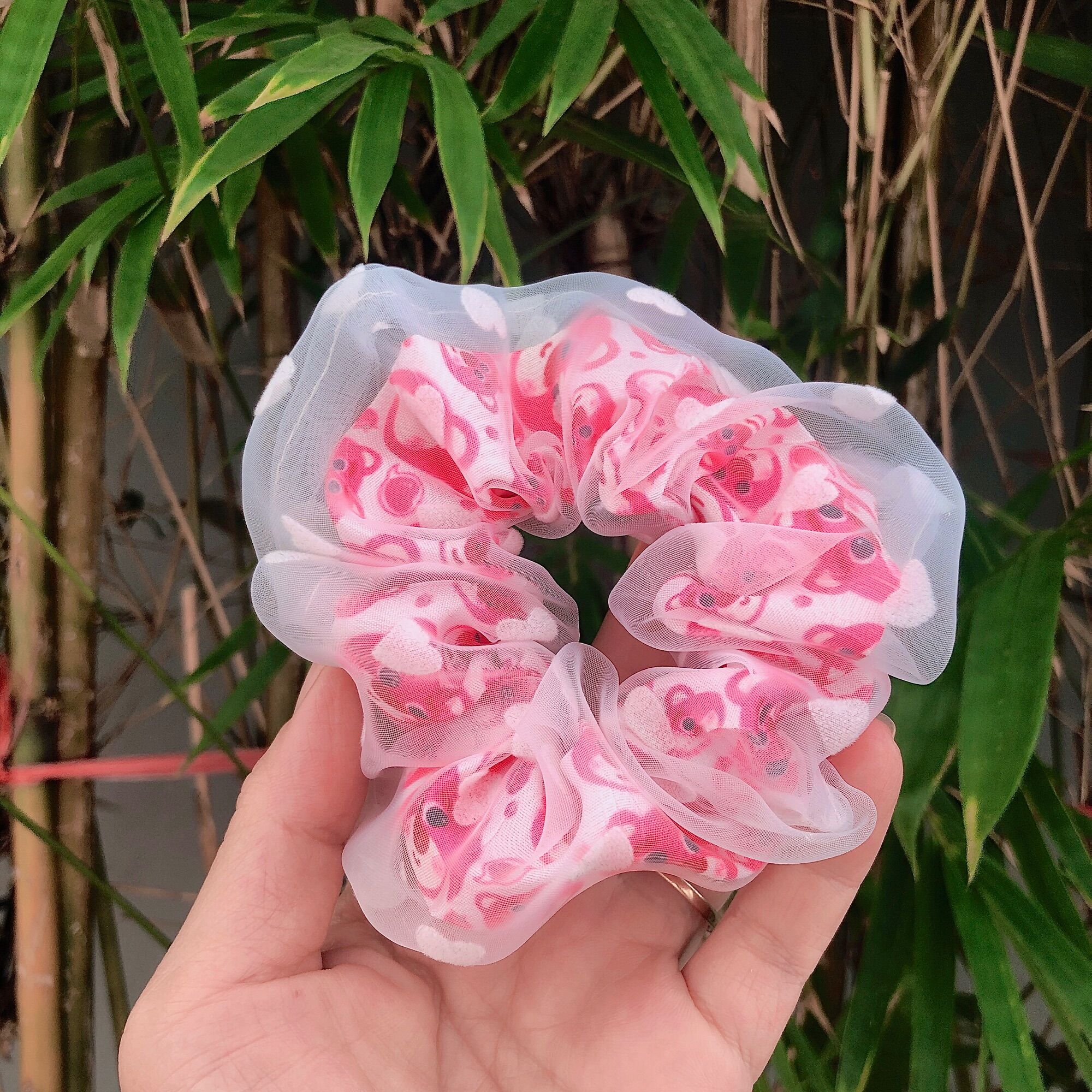 CỘT TÓC VOAN GẤU DÂU