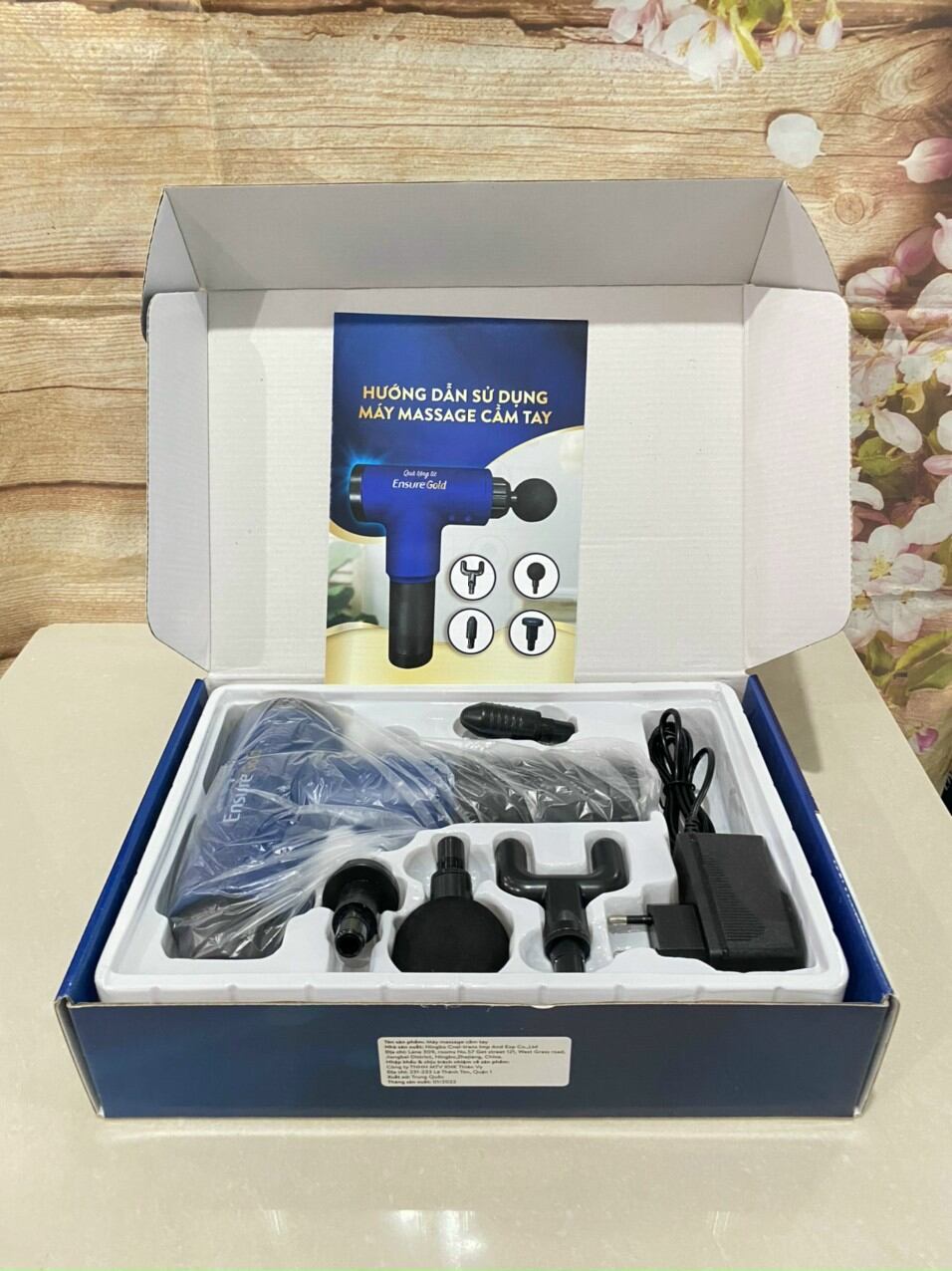 Máy massage cầm tay
