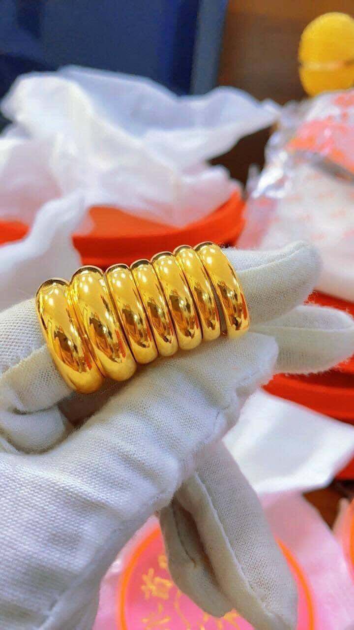 Nhẫn trơn 2 chỉ đóng mộc 9999