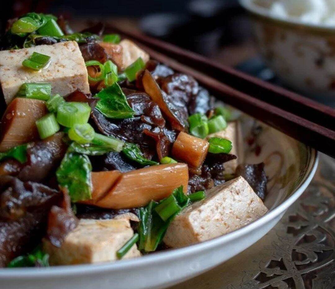 Nấm mèo mộc nhĩ khô ngon -100gram( nhiều lắm luôn ạ)