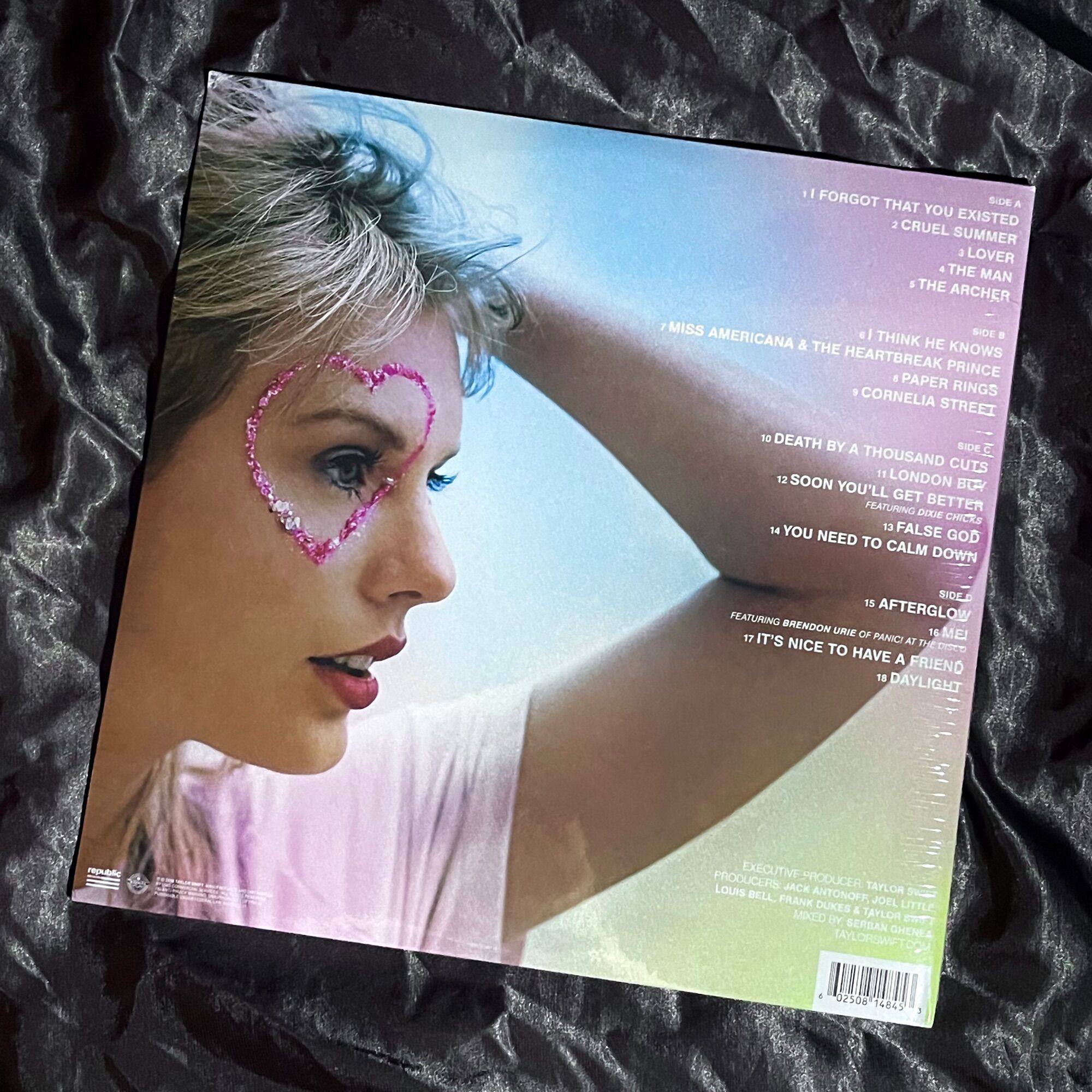 Đĩa than Taylor Swift - Lover (Limited 2 Color Vinyl, 2LP)
