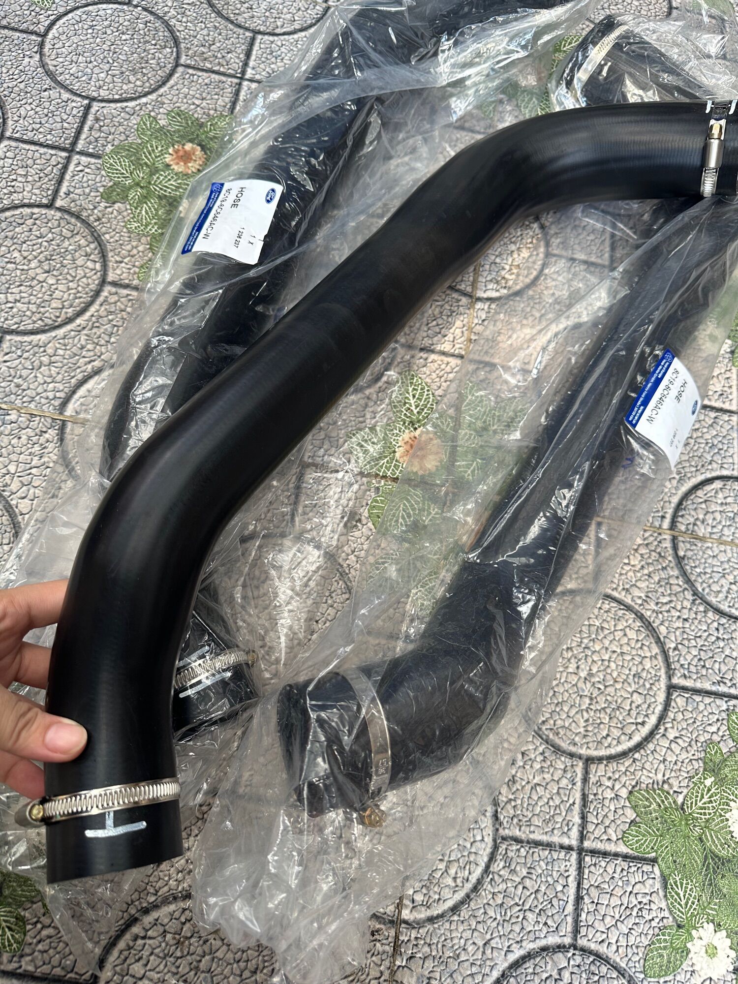 ỐNG TURBO FORD TRANSIT 2010-2021 OEM