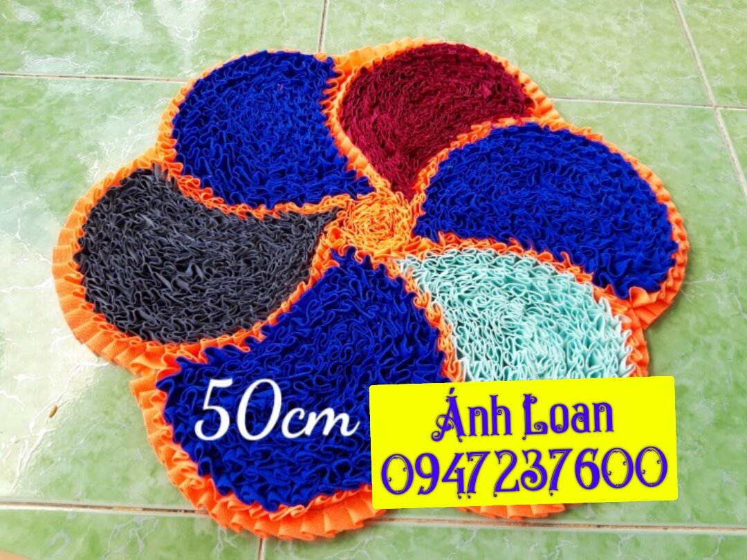 thảm dậm chân hoa xoay 50cm