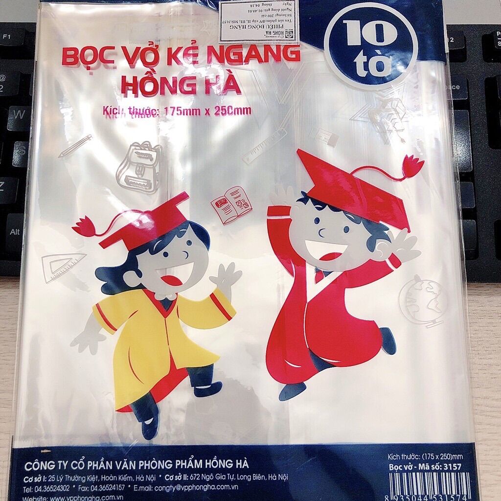 Bọc vở kẻ ngang hồng hà