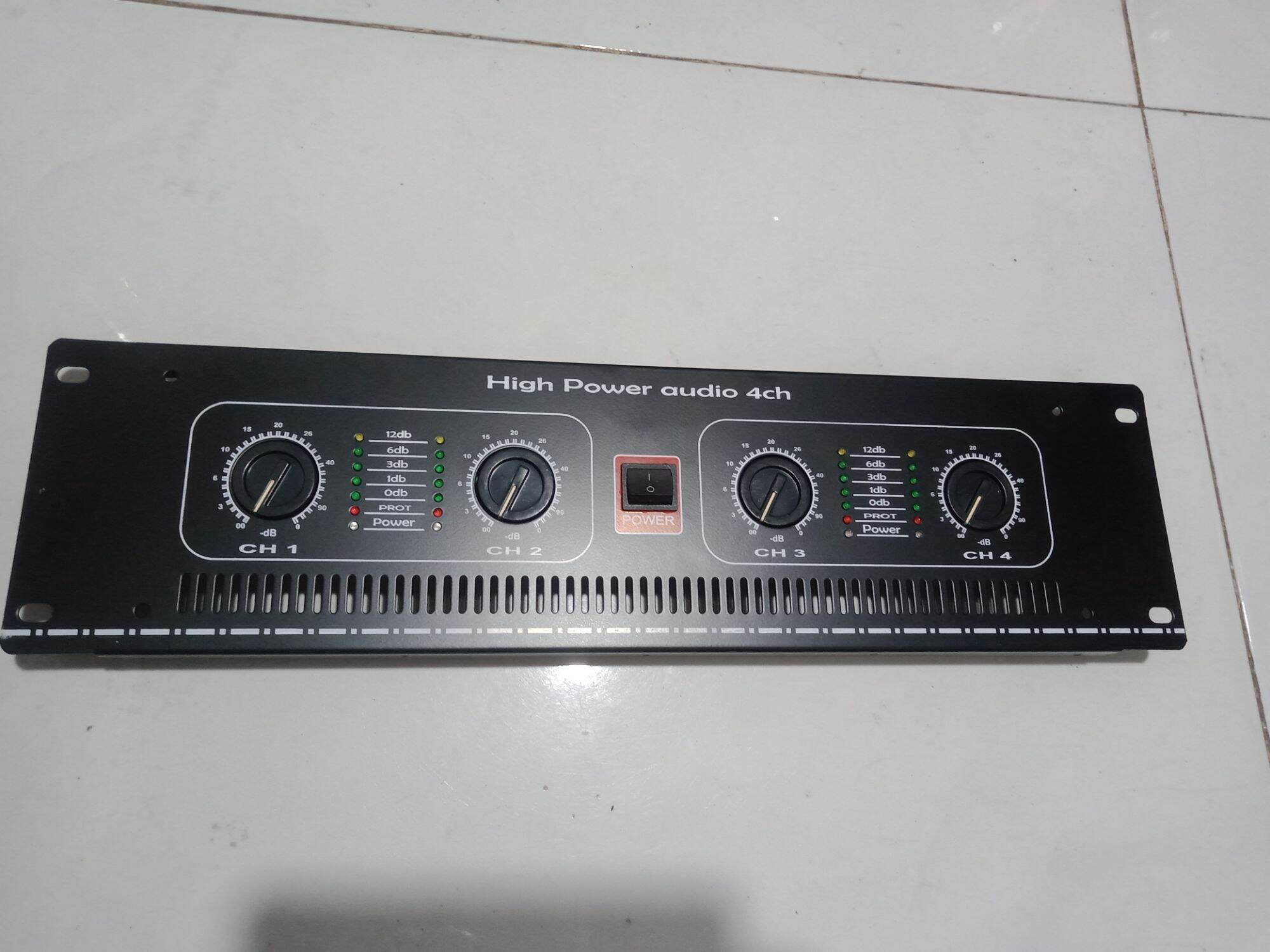 Mặt amply lệnh cục đẩy 4 kênh đủ phụ kiện