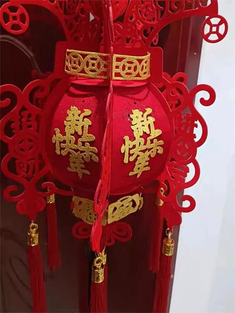 Lồng đèn lục giác cung đăng vải không dệt đỏ rực rỡ